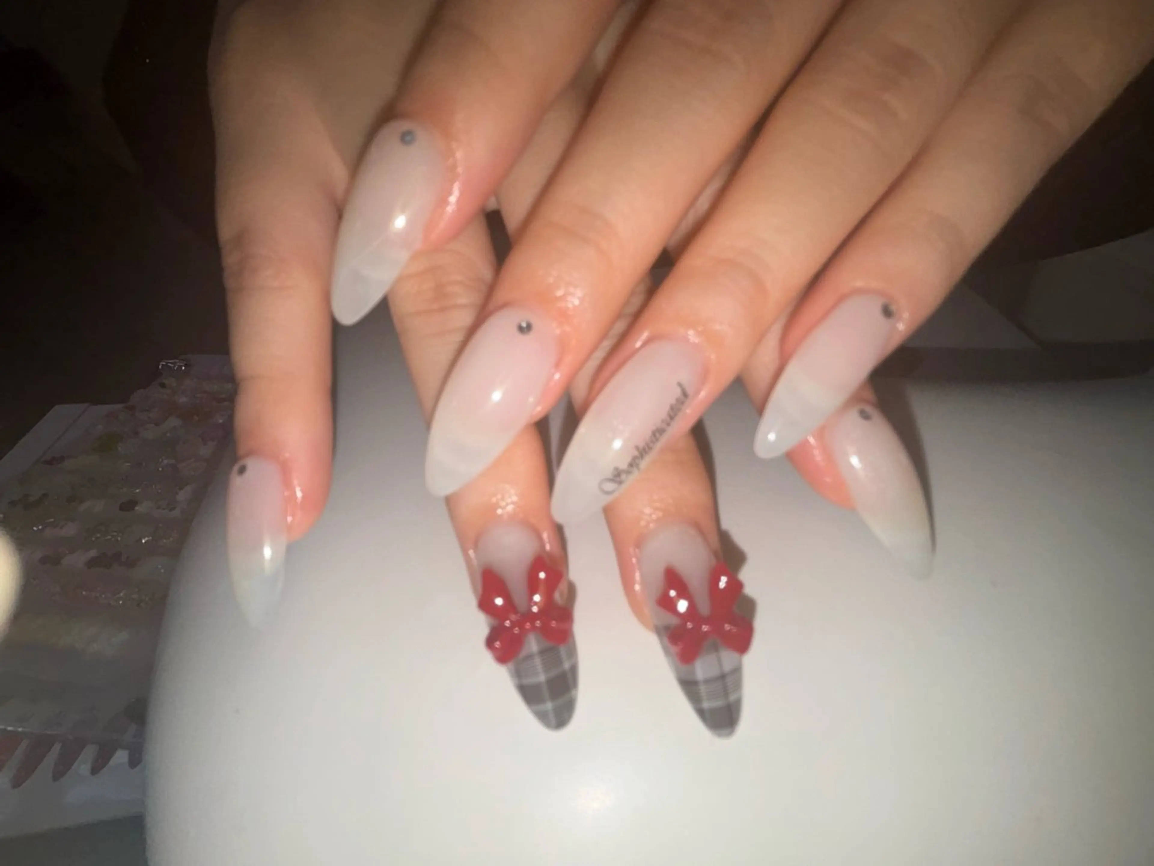 ネイル ガーリー 韓国ネイル オフィスネイル シンプルネイル ハンドネイル ꒰ঌheaven໒꒱ chieのネイルデザイン