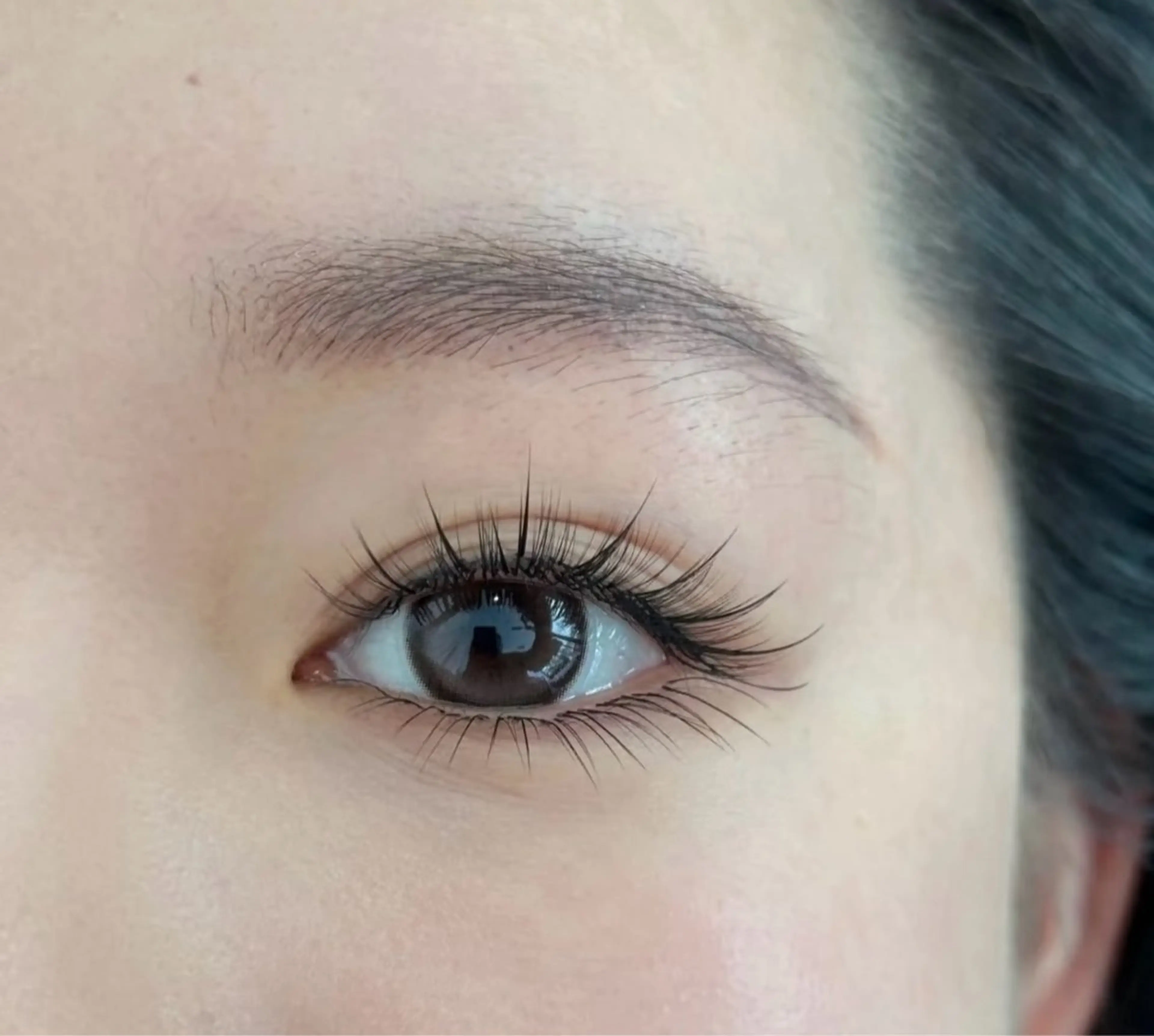 マツエク・マツパ 束感まつ毛 カラーマツエク フラットラッシュ パリジェンヌラッシュリフト まつげパーマ ミユ 横浜のマツエク・マツパデザイン