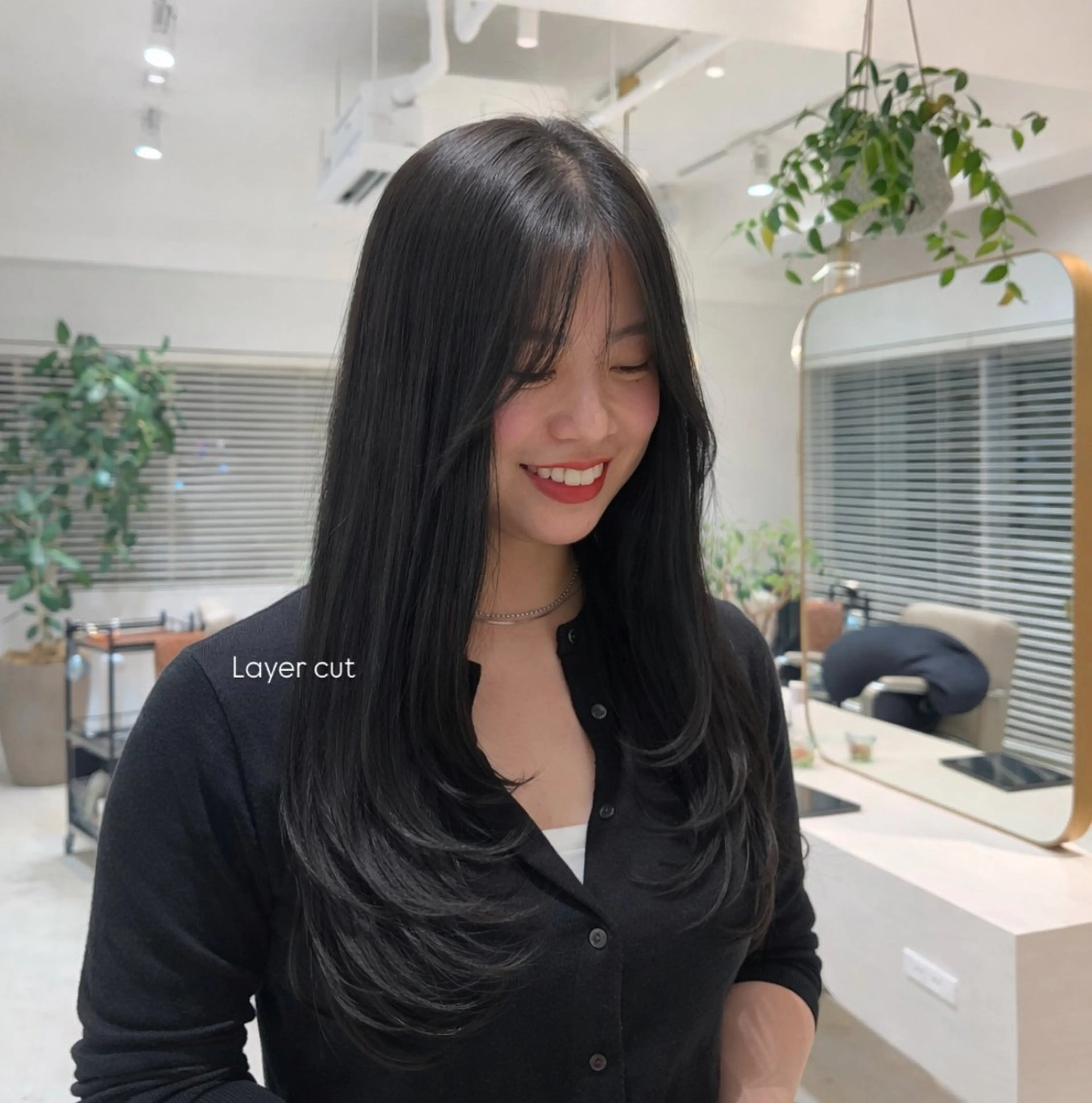 ロング カット ヘアカラー BRIGHT所属・🤍恵比寿/透明感/ 小顔カット🤍アズサのヘアスタイル