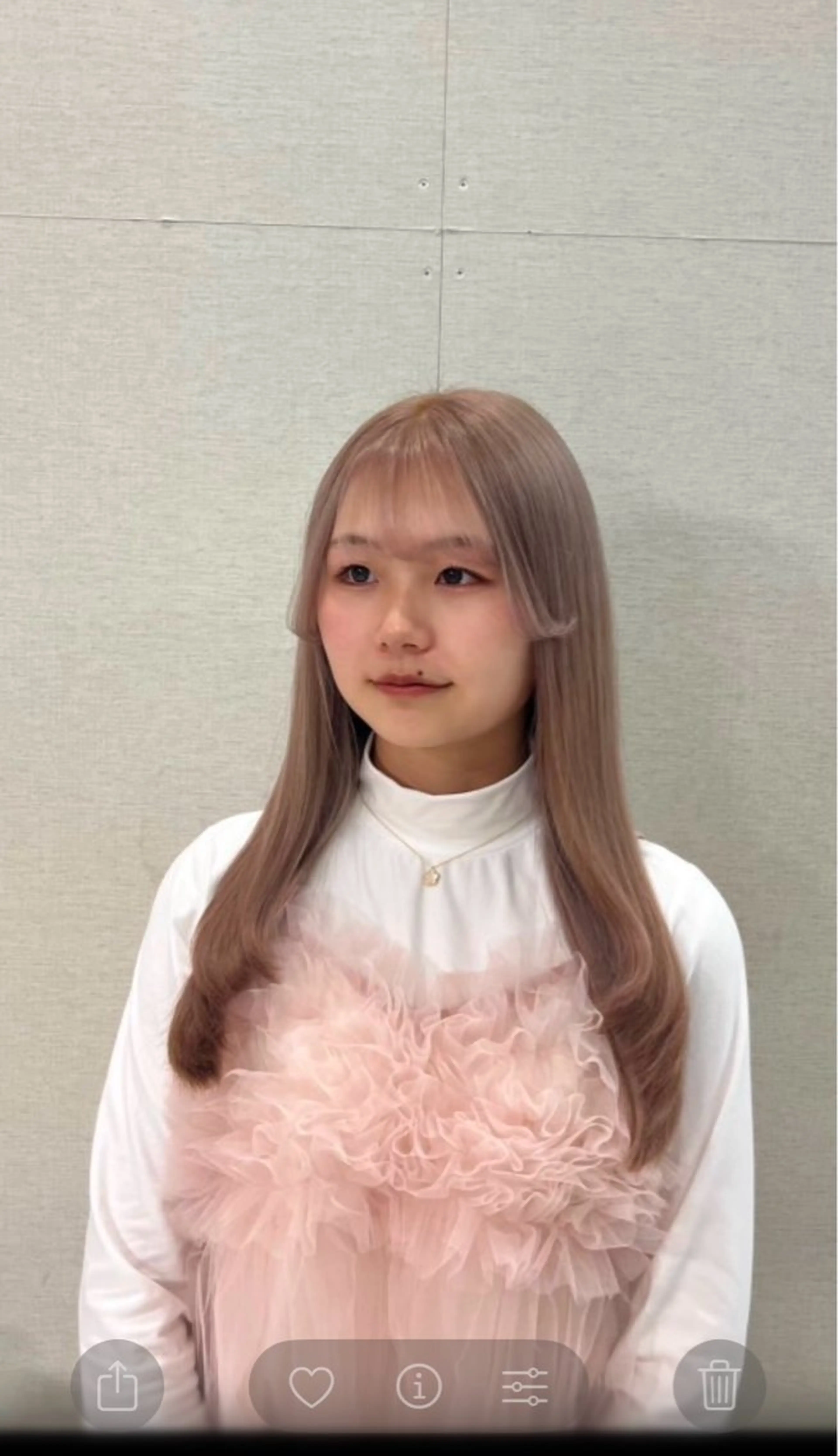 ロング カラー ベージュカラー ブリーチ Koya ショート/ボブのヘアスタイル