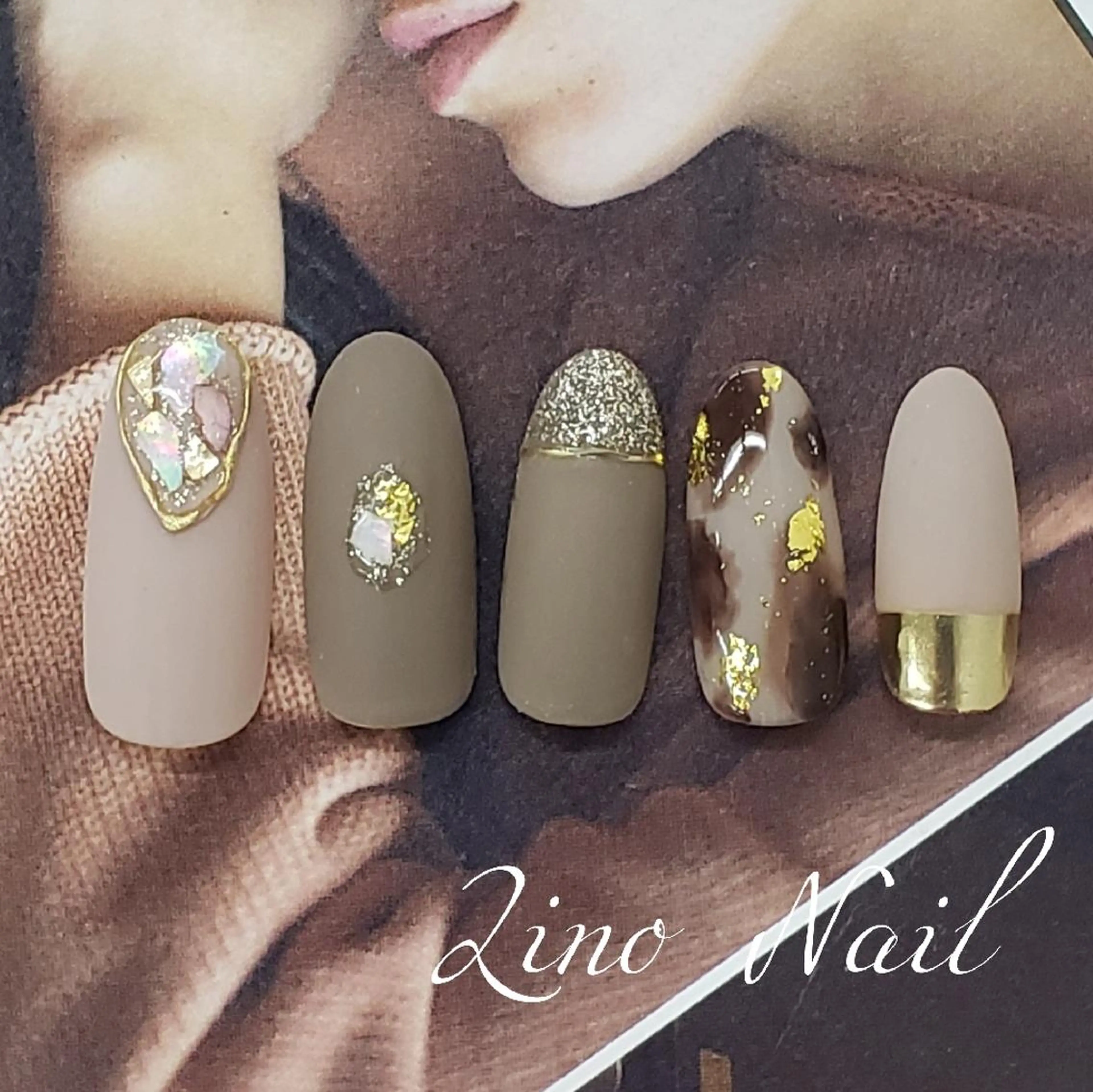 ネイル アニマル柄 ブラウン カジュアル ジェルネイル キラキラネイル ハンドネイル Lino Nailのネイルデザイン