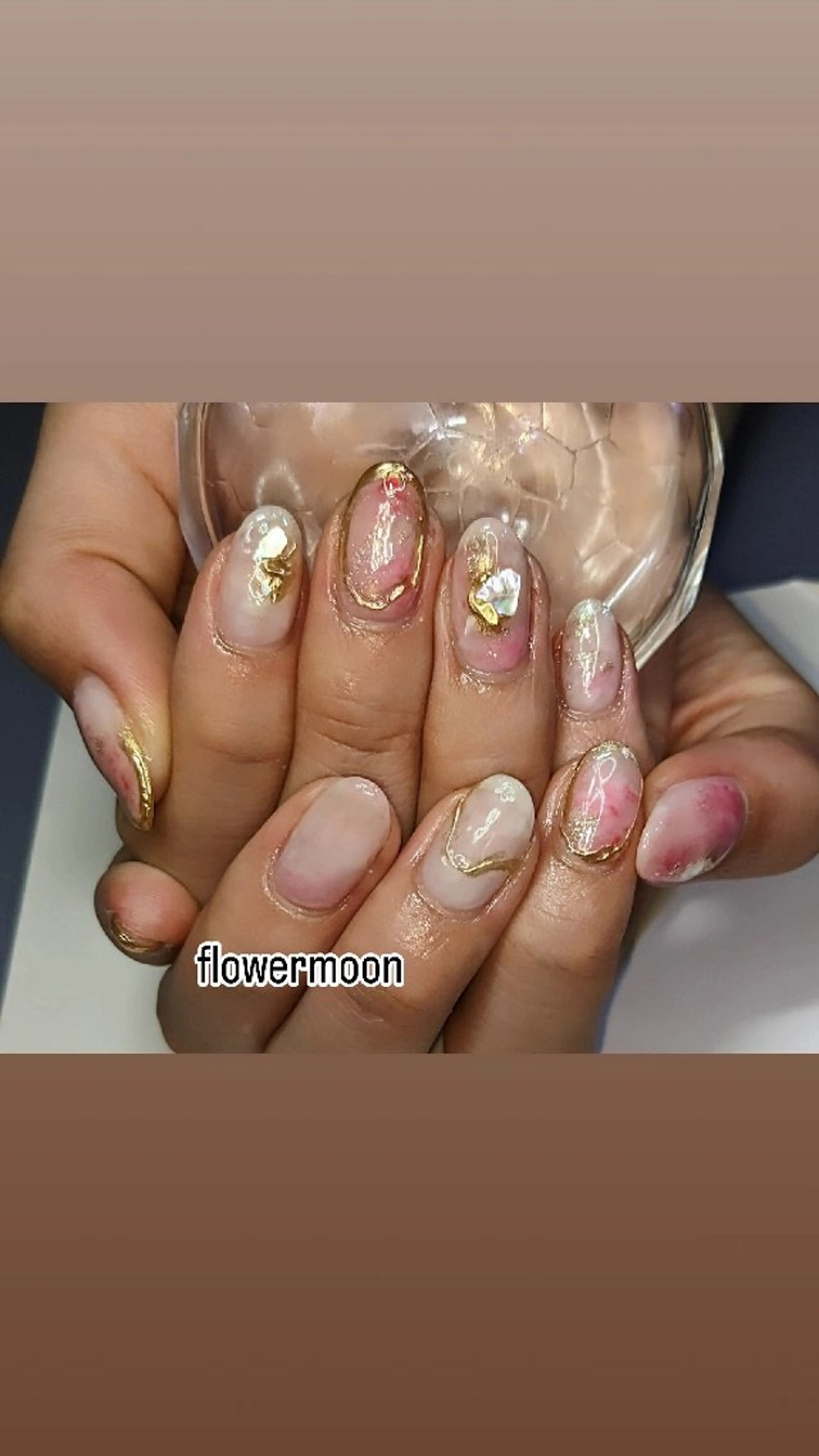 ネイル ニュアンスネイル ハンドネイル ハンドケア フラワー ムーンのネイルデザイン