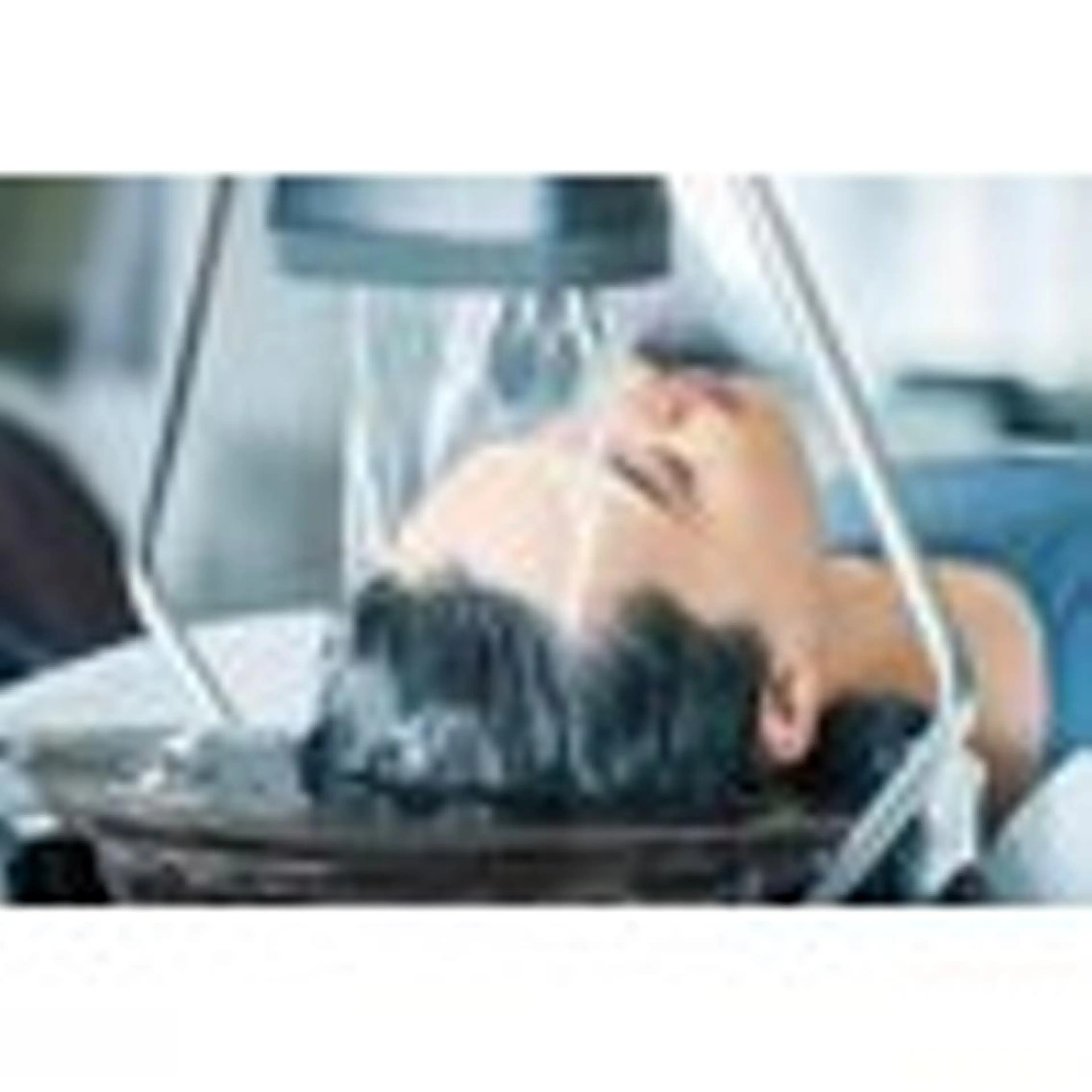 【頭の温泉♪】　頭浸浴＋デザインカットの写真