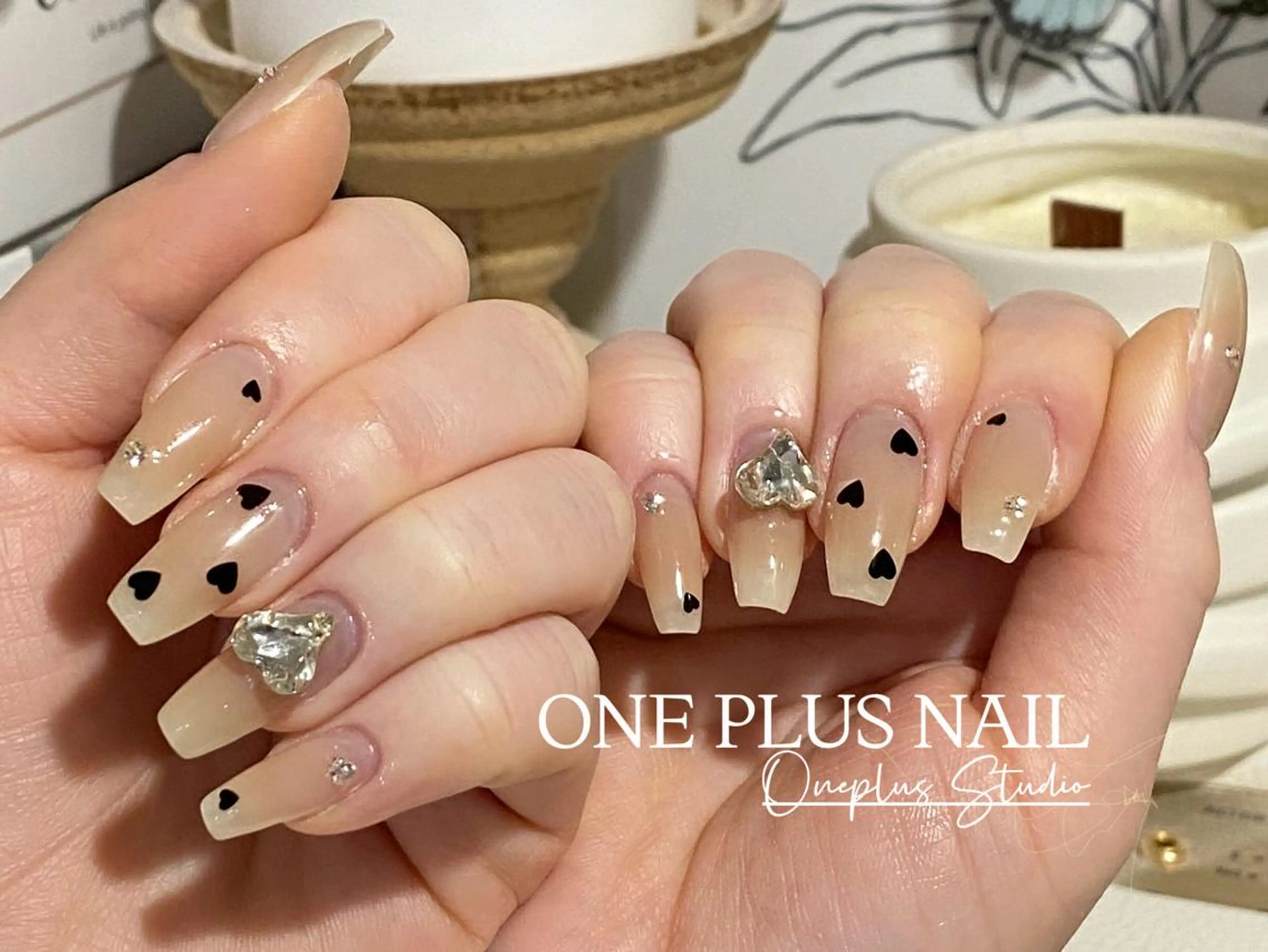 ネイル アートネイル オーロラネイル ガーリー キラキラネイル 韓国ネイル haruka 🧸のネイルデザイン