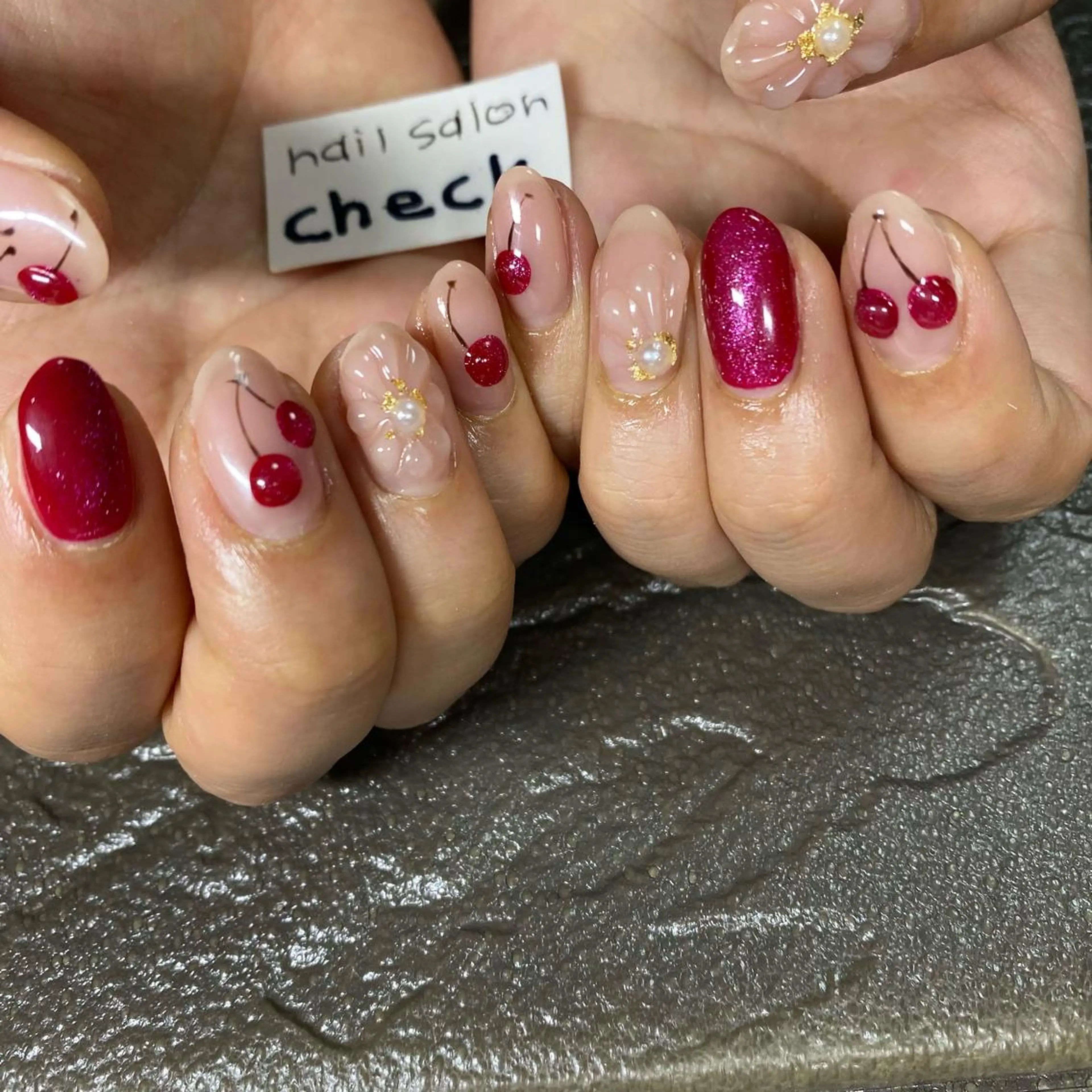 ネイル アートネイル マグネットネイル ニュアンスネイル ぷっくりネイル 赤色 ーCHECKー ちあきのネイルデザイン