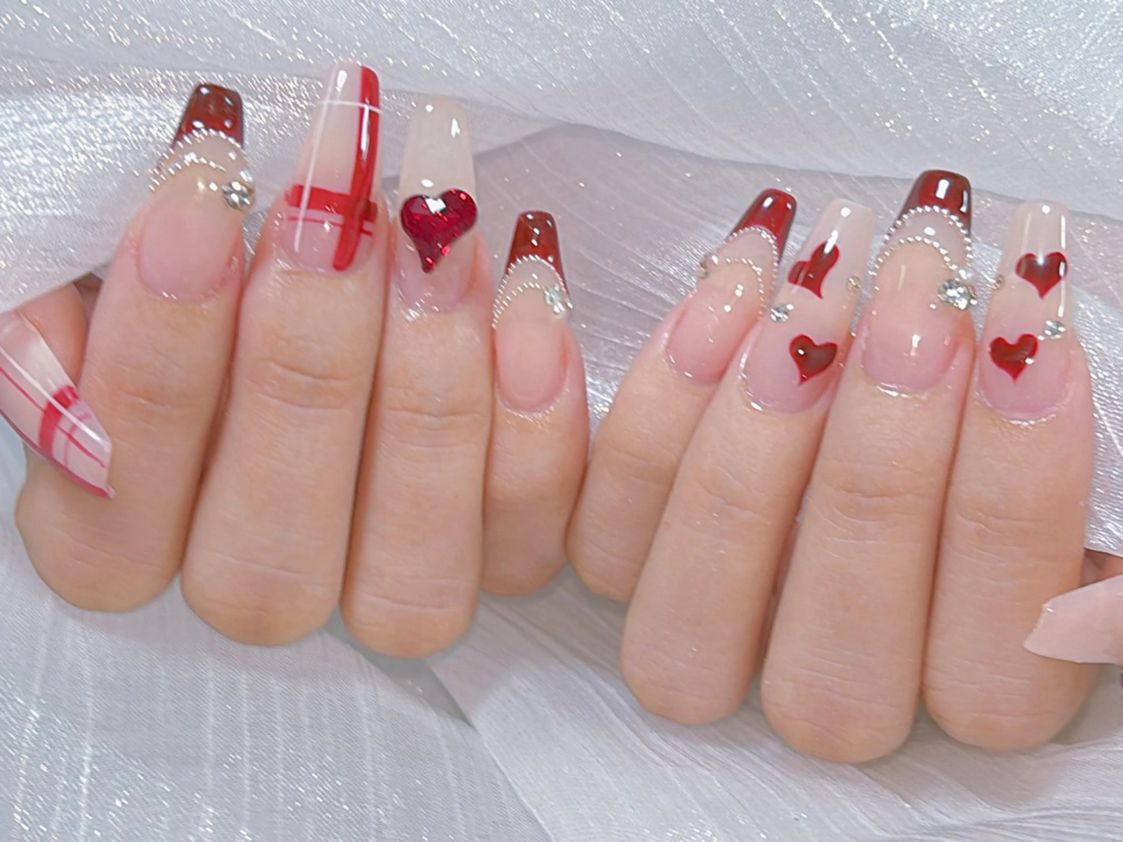 ネイル ハンドネイル ネイルサロンエクラ 🫧Shizukaのネイルデザイン