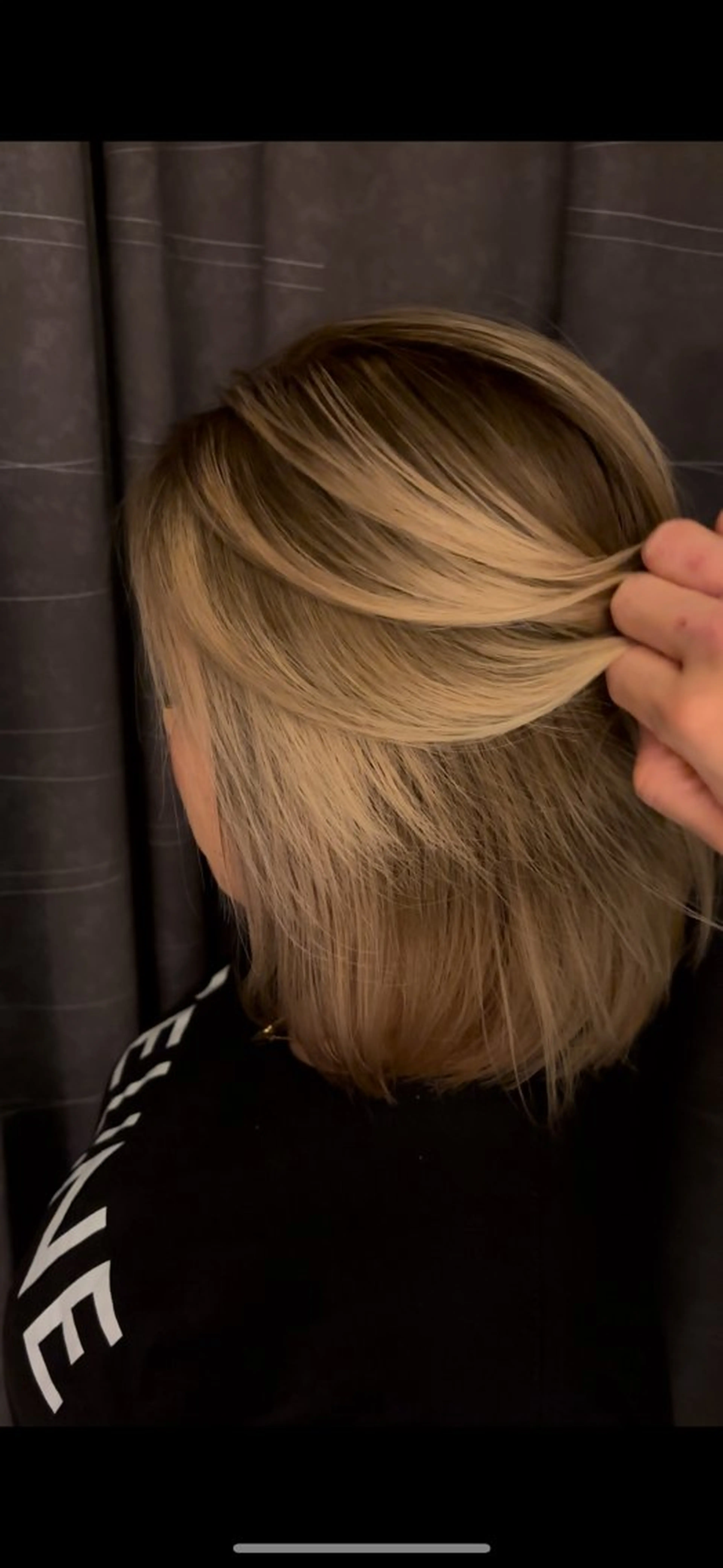 ショート カラー バレイヤージュ ハイトーンカラー ボブ レイヤーカット 🌟心斎橋レイヤー 艶ハイトーン/ウルフのヘアスタイル