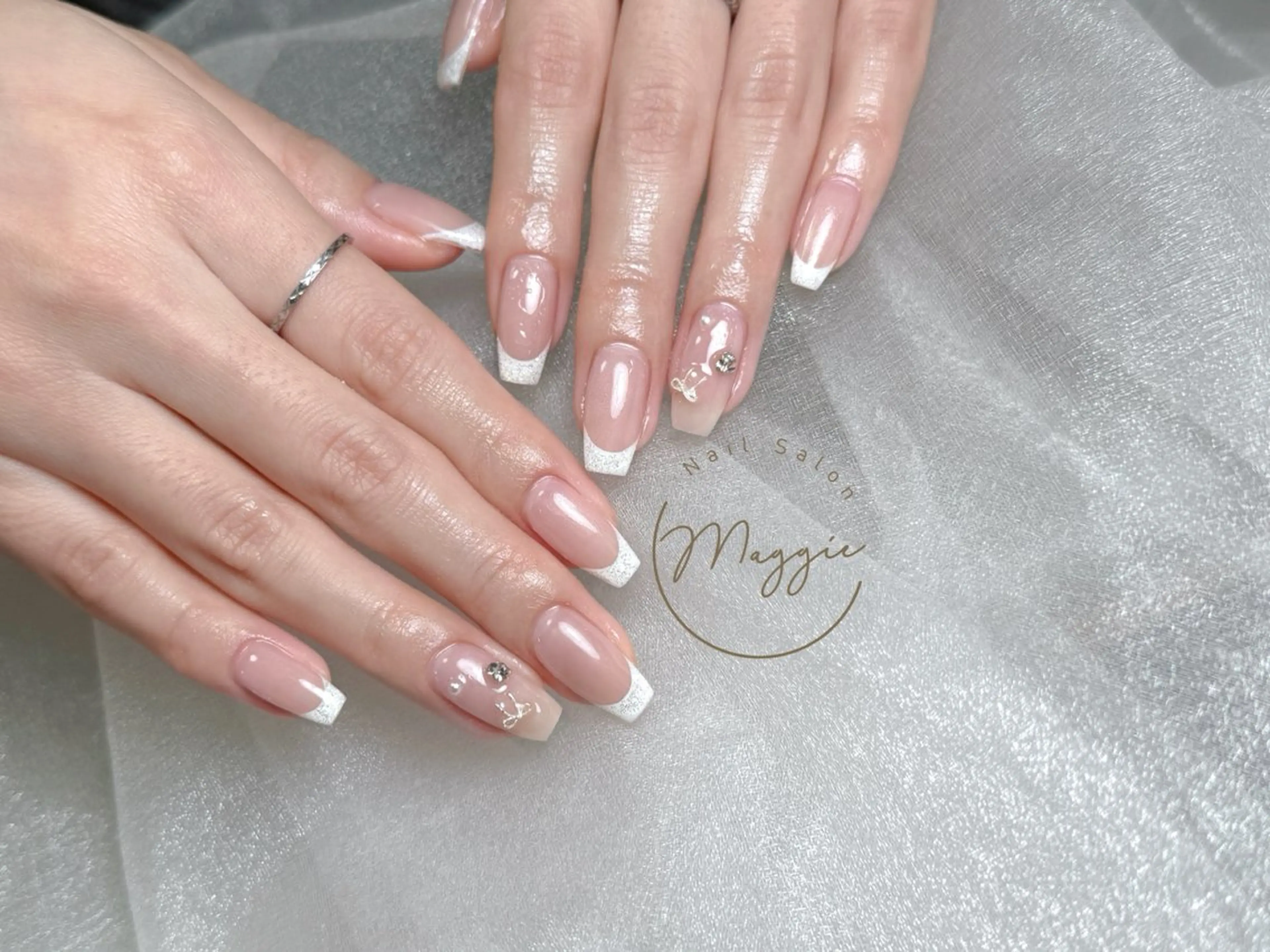 ネイル Maggie Nail🦩のネイルデザイン