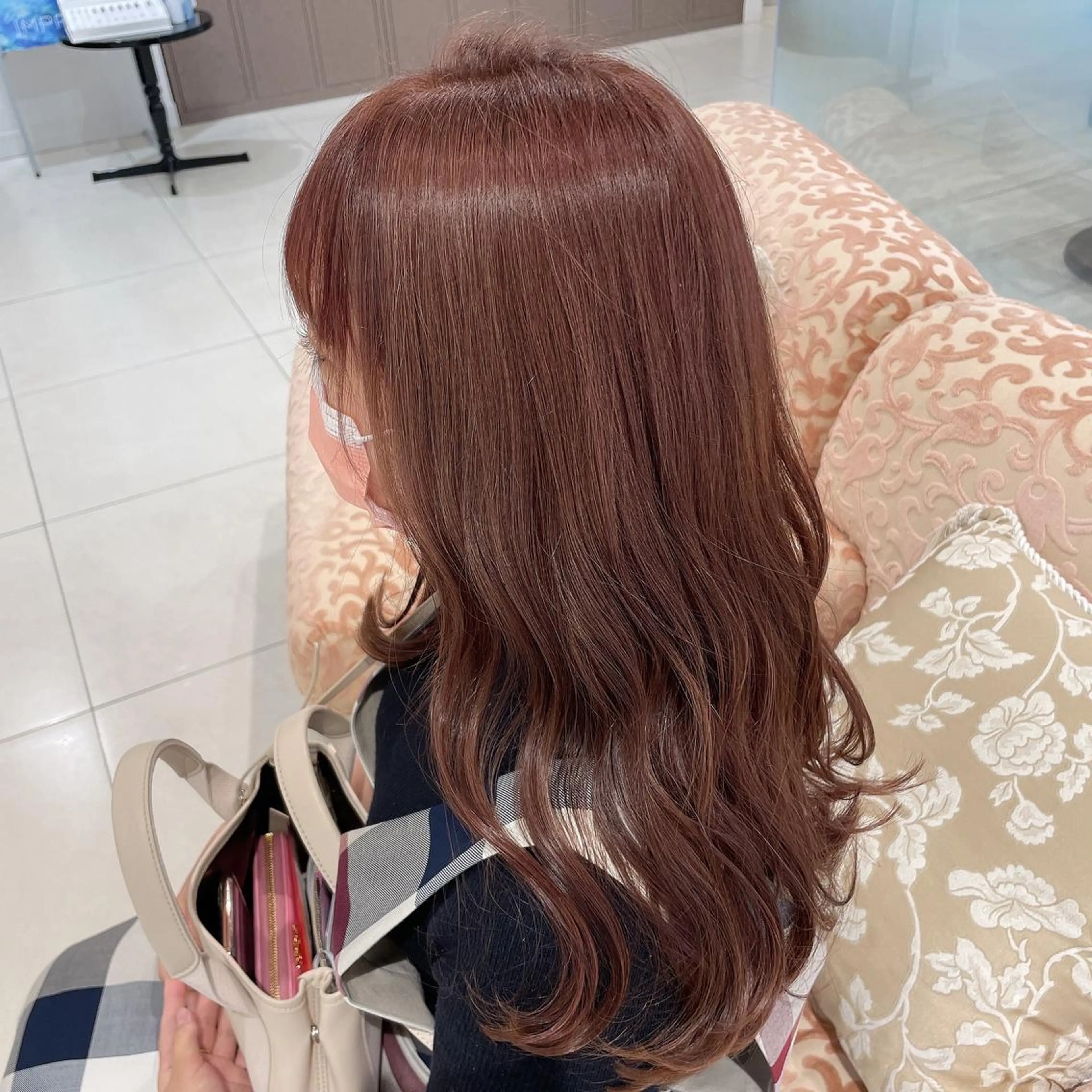 ロング カラー ヘアアレンジ メンズ メンズブリーチ ベージュカラー ブリーチ ピンクカラー ピンクベージュ トレンド眉🫧🪄 kumiの眉毛・アイブロウイメージ