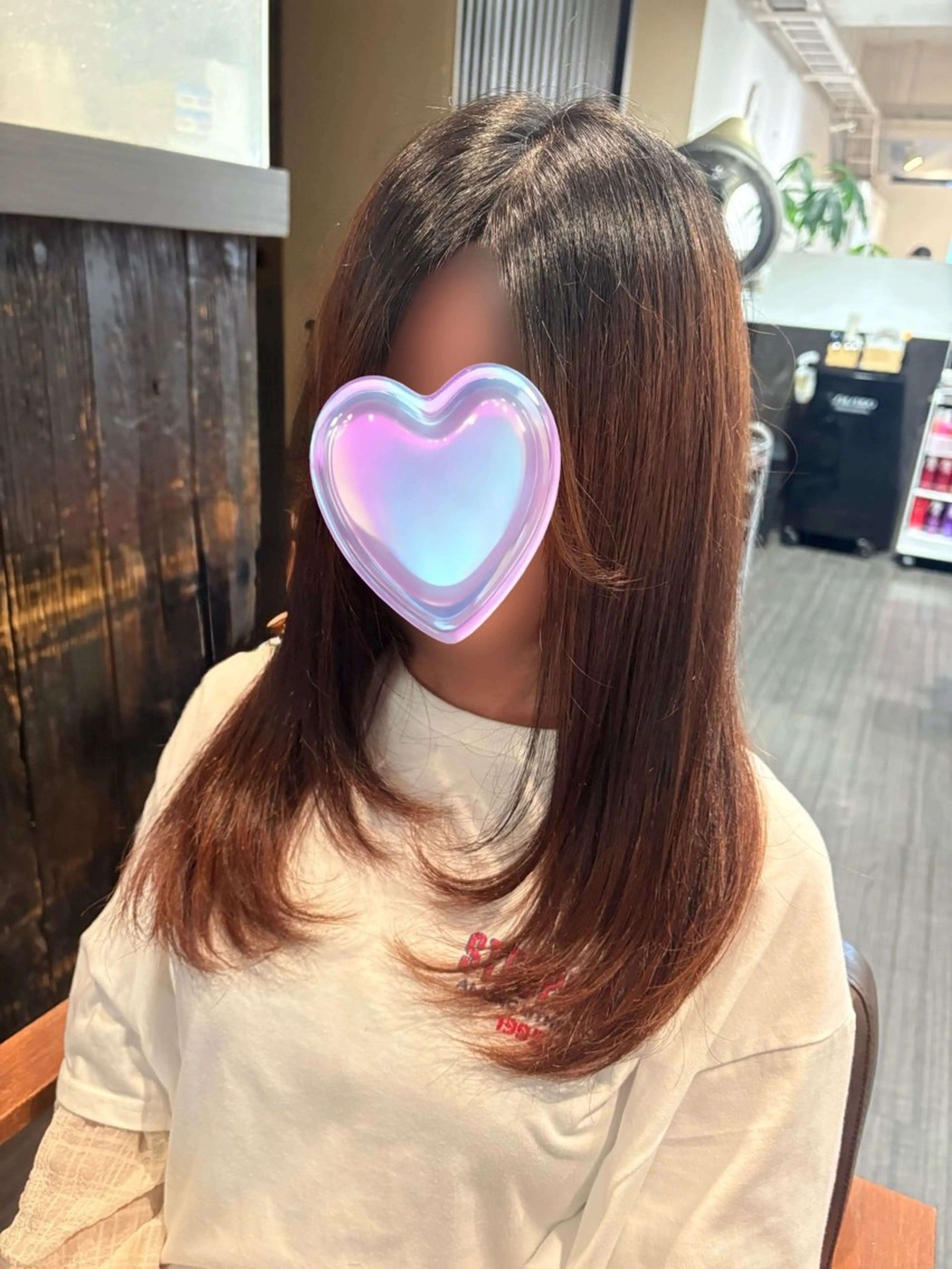セミロング レイヤーカット こやなぎ れいなのヘアスタイル