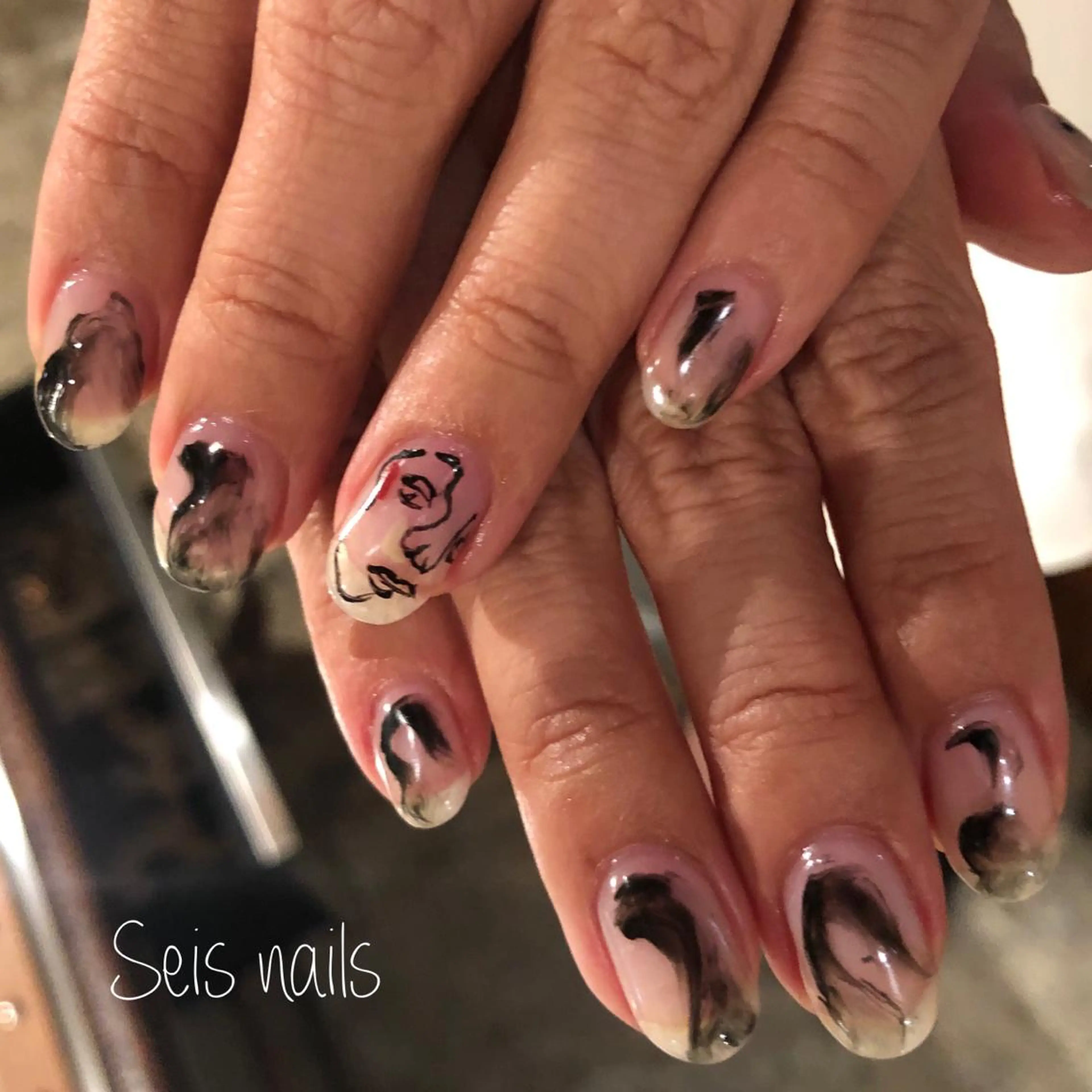 ネイル ハンドネイル Seis Shihoのネイルデザイン
