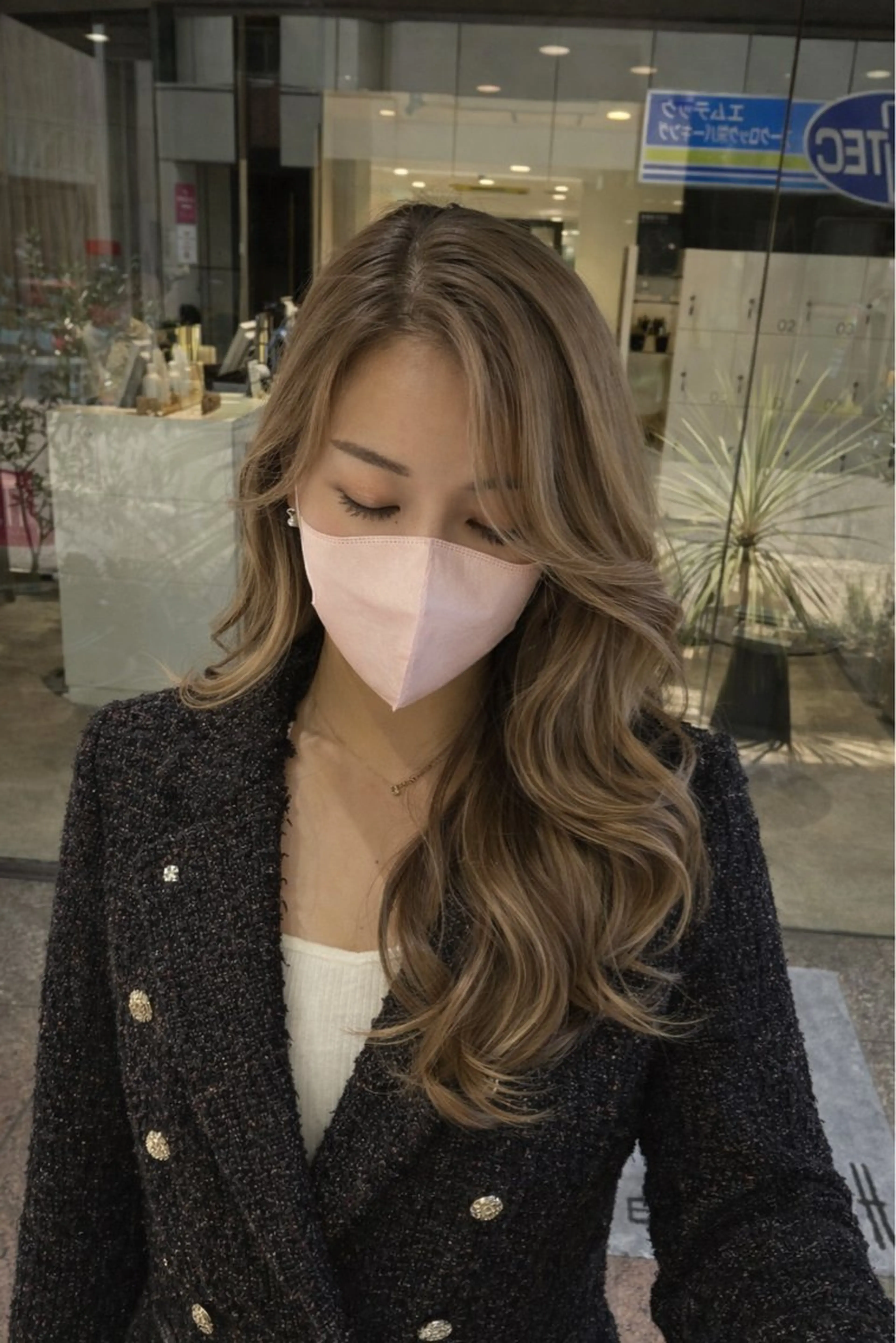 カラー 透明感のある艶髪なら 矢場町駅4番出口すぐのヘアスタイル