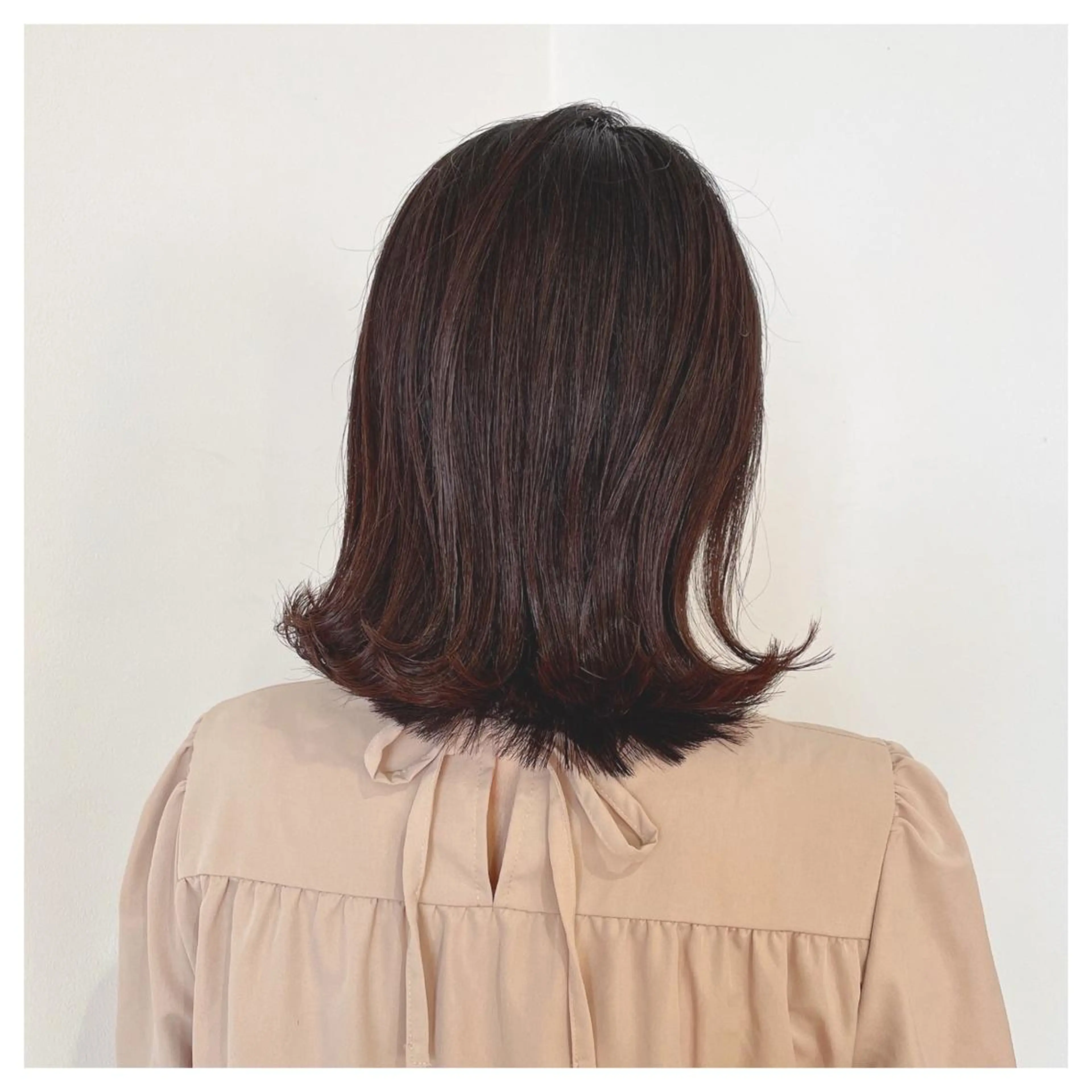 ミディアム eon 八王子所属・癖毛、多毛の方歓迎 三浦　麻衣のヘアスタイル