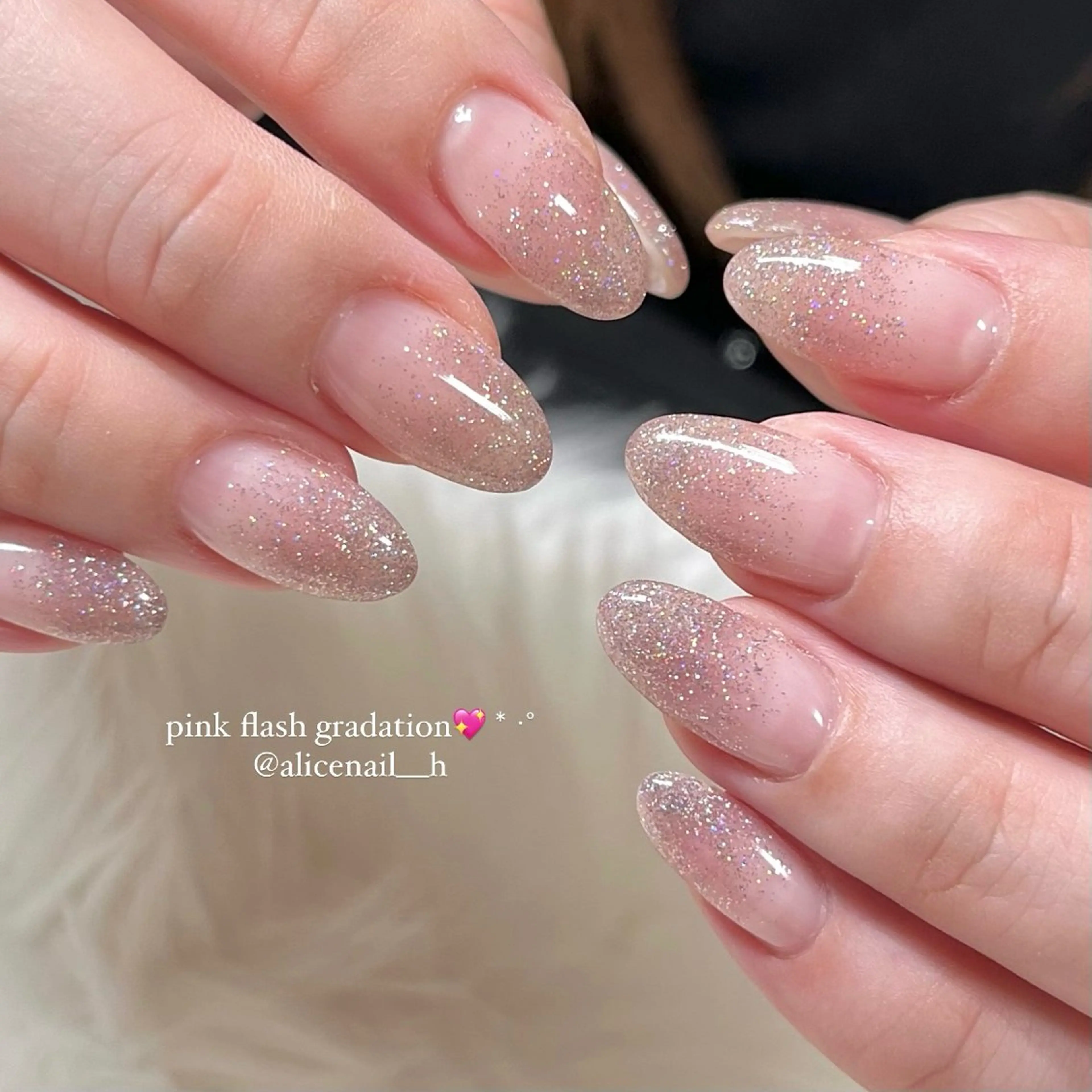 ネイル フラッシュネイル グラデーション private nailsalon Alice所属・Alice / Nanaのネイルデザイン