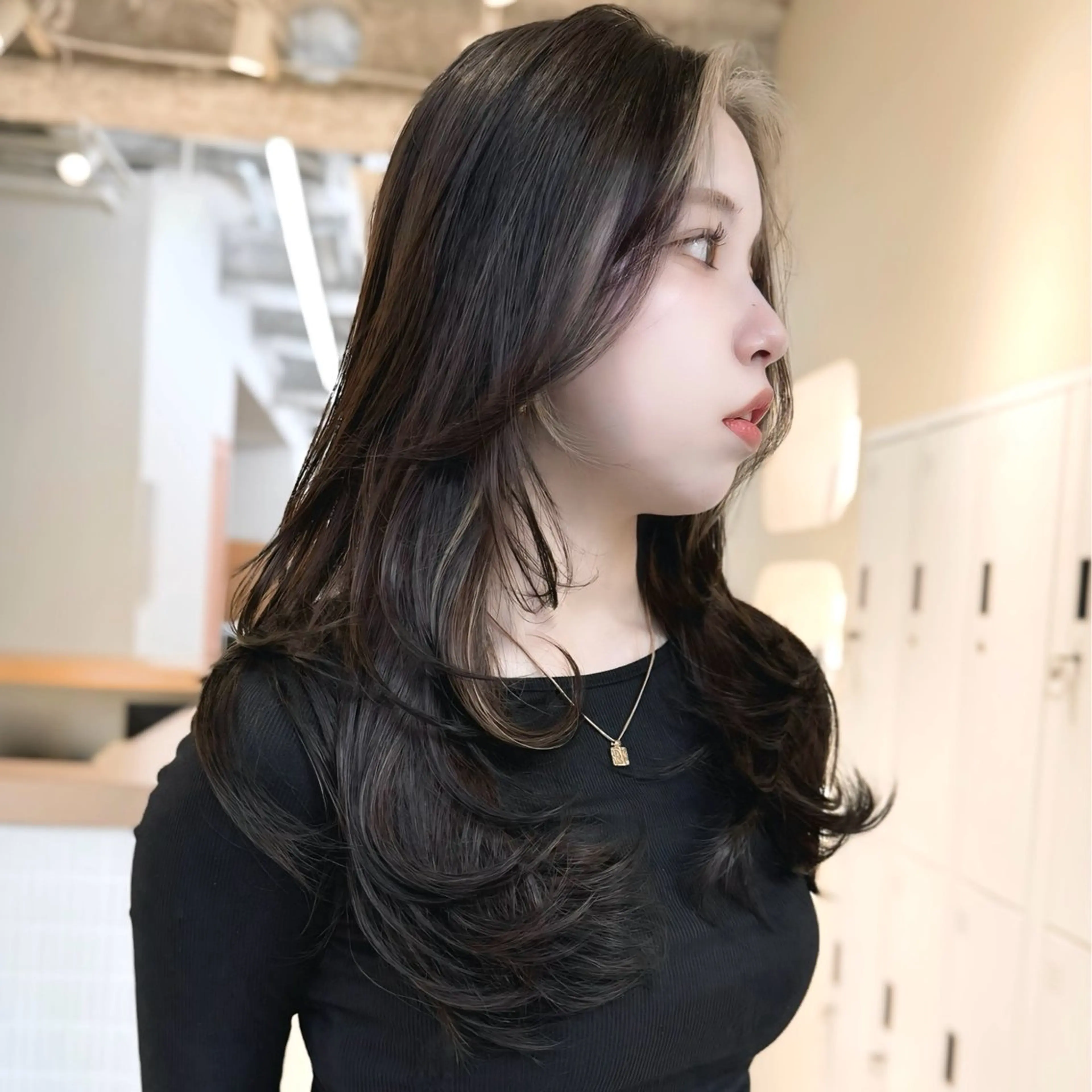 セミロング カラー 難波/レイヤーカット zina【辻優也】のヘアスタイル