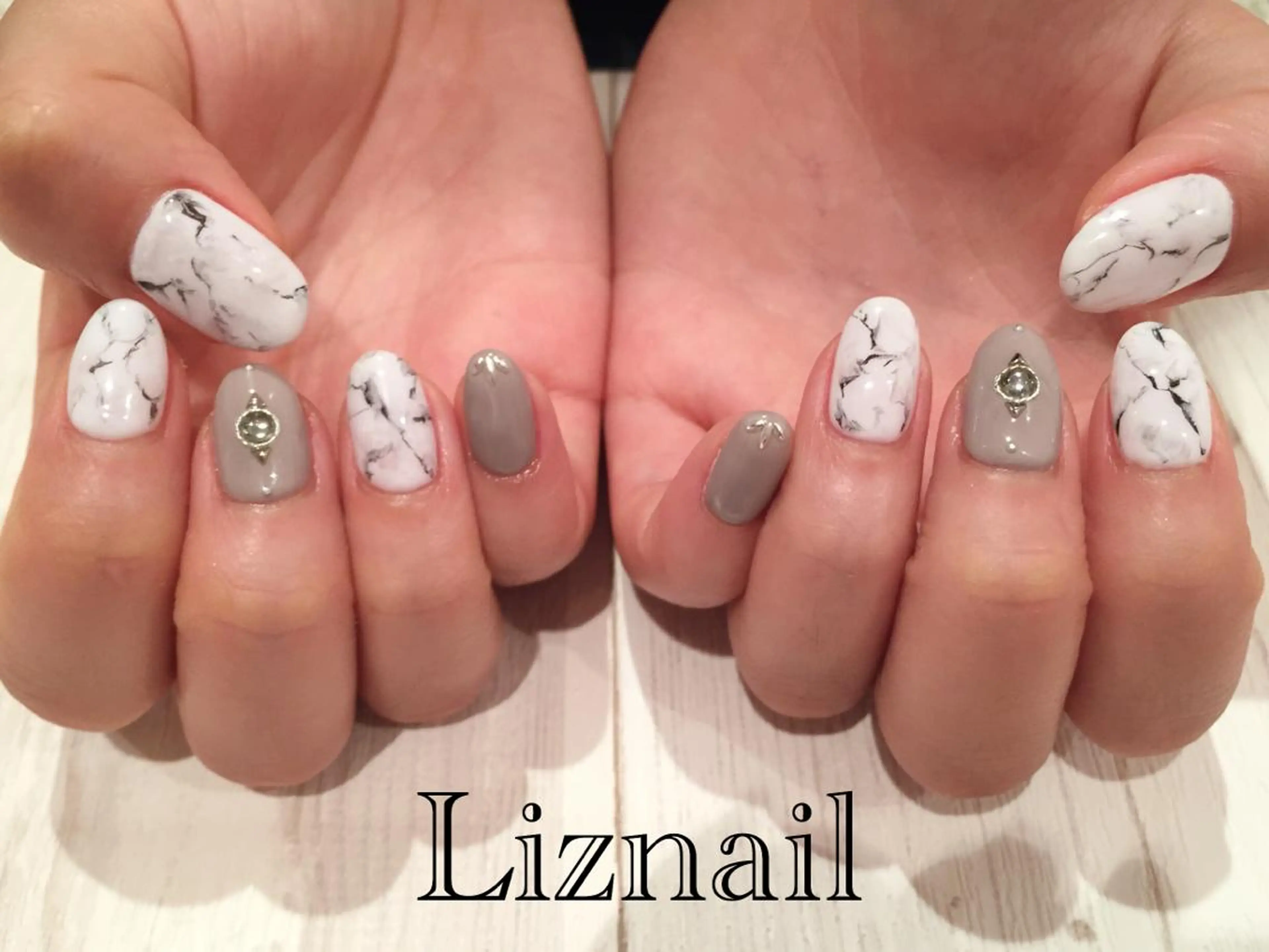 ネイル Rawr / saoriのネイルデザイン