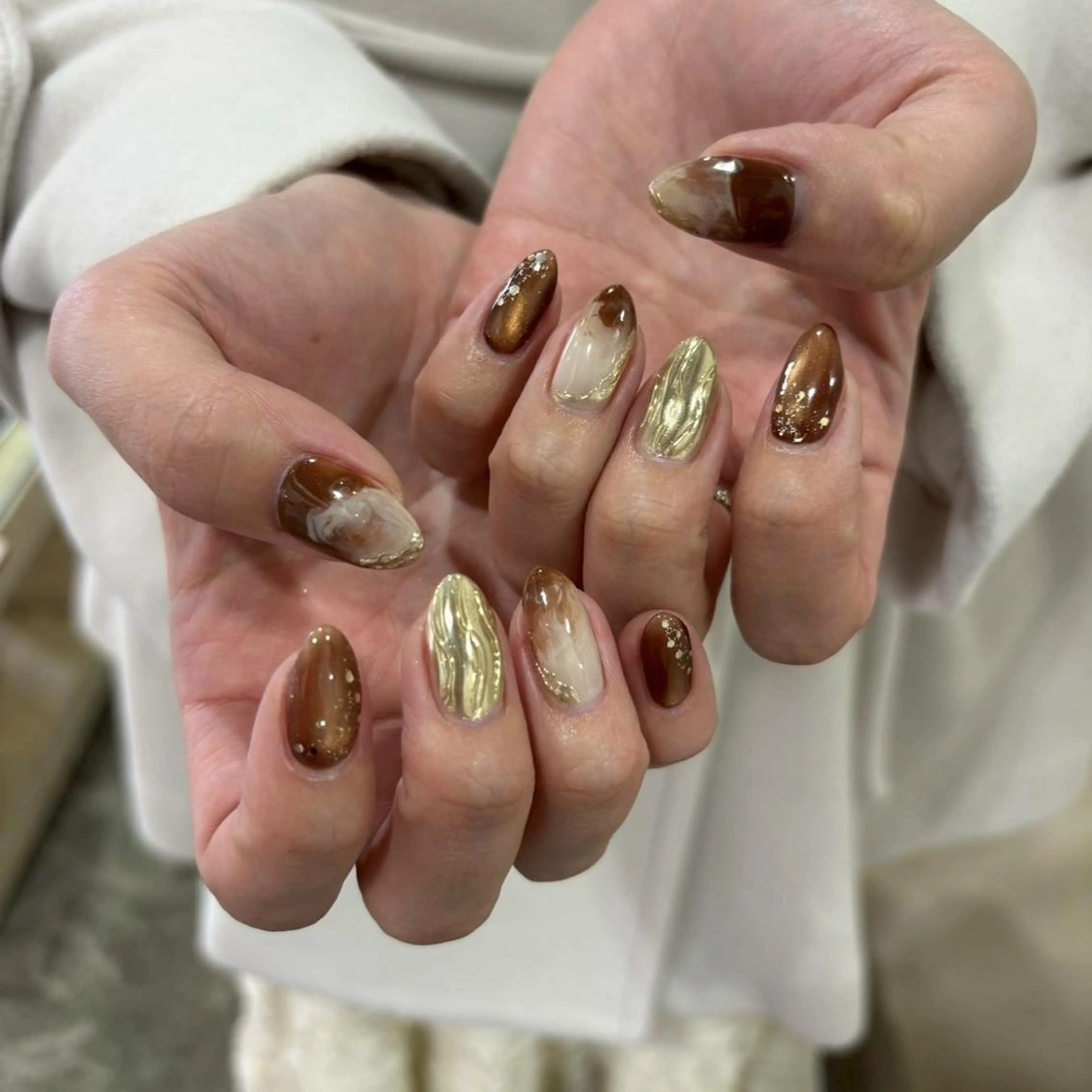 ネイル ハンドネイル whitepaper 🎀airiのネイルデザイン