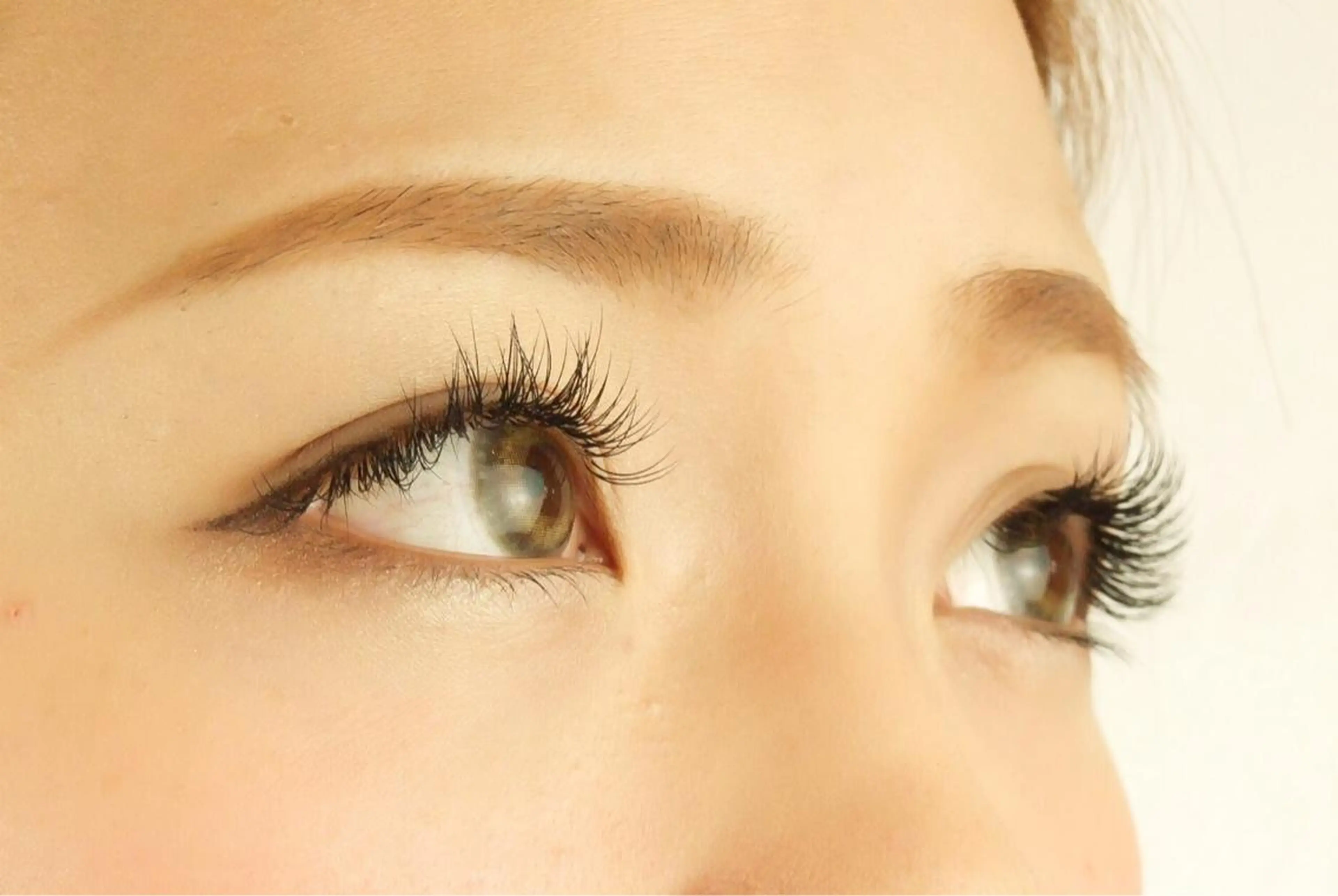 マツエク・マツパ kamata melanieのヘアスタイル