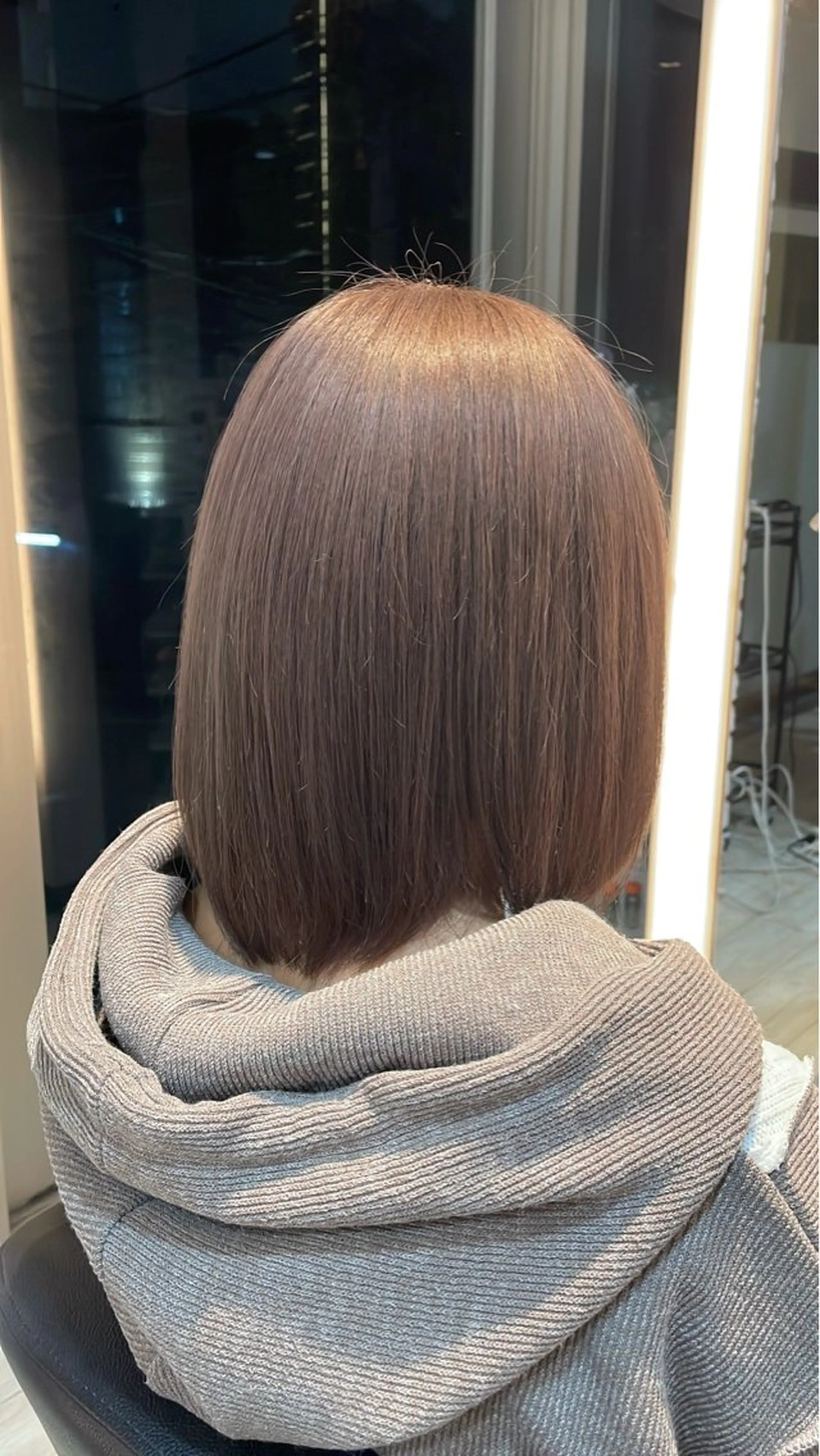 ミディアム カラー カット ヘアカラー トリートメント ブリーチ/髪質改善/ ハイトーン/暖色のヘアスタイル