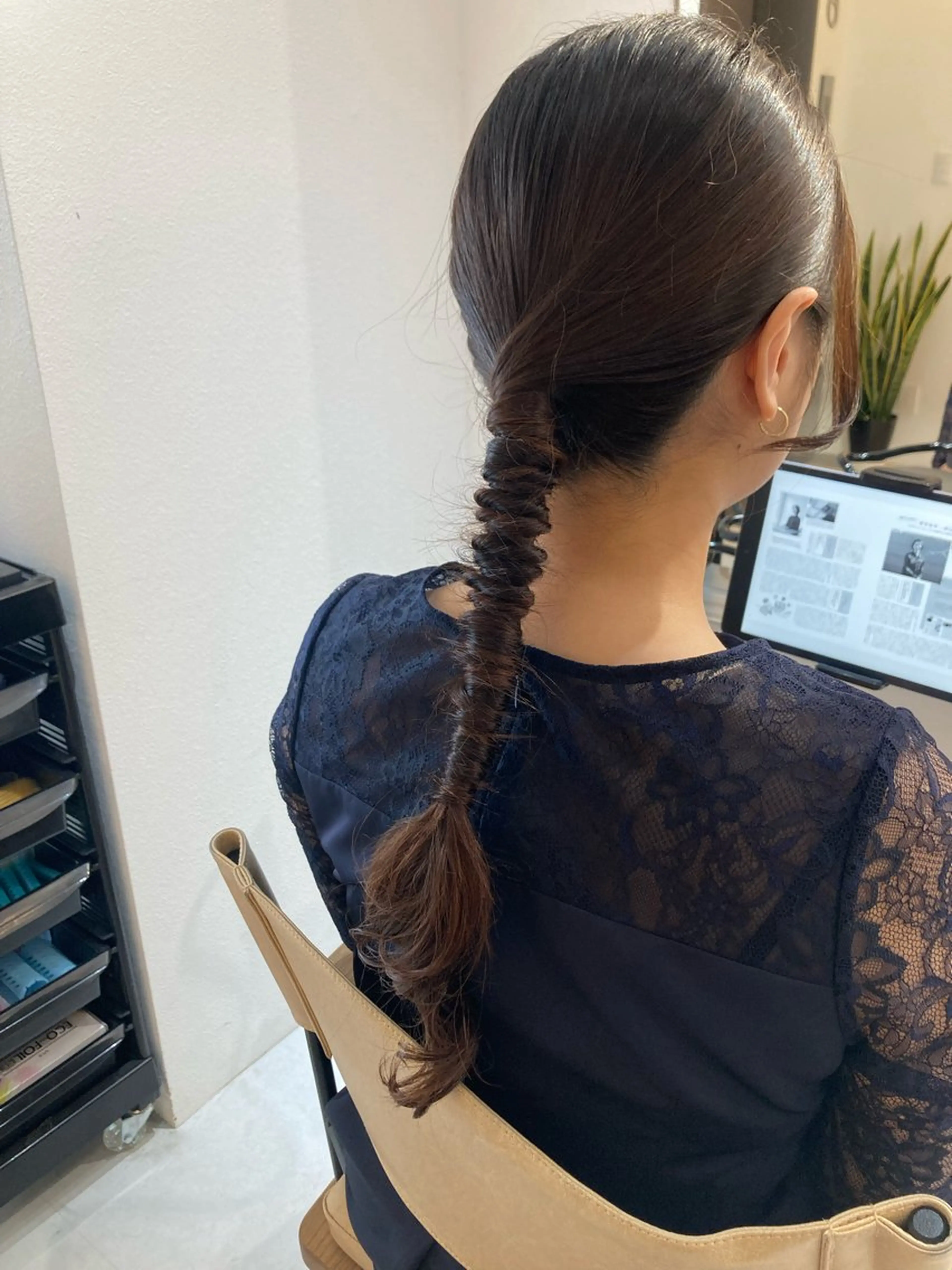 ロング ヘアセット ✨色持ちの良い艶 カラー✨蟹江真世のヘアスタイル