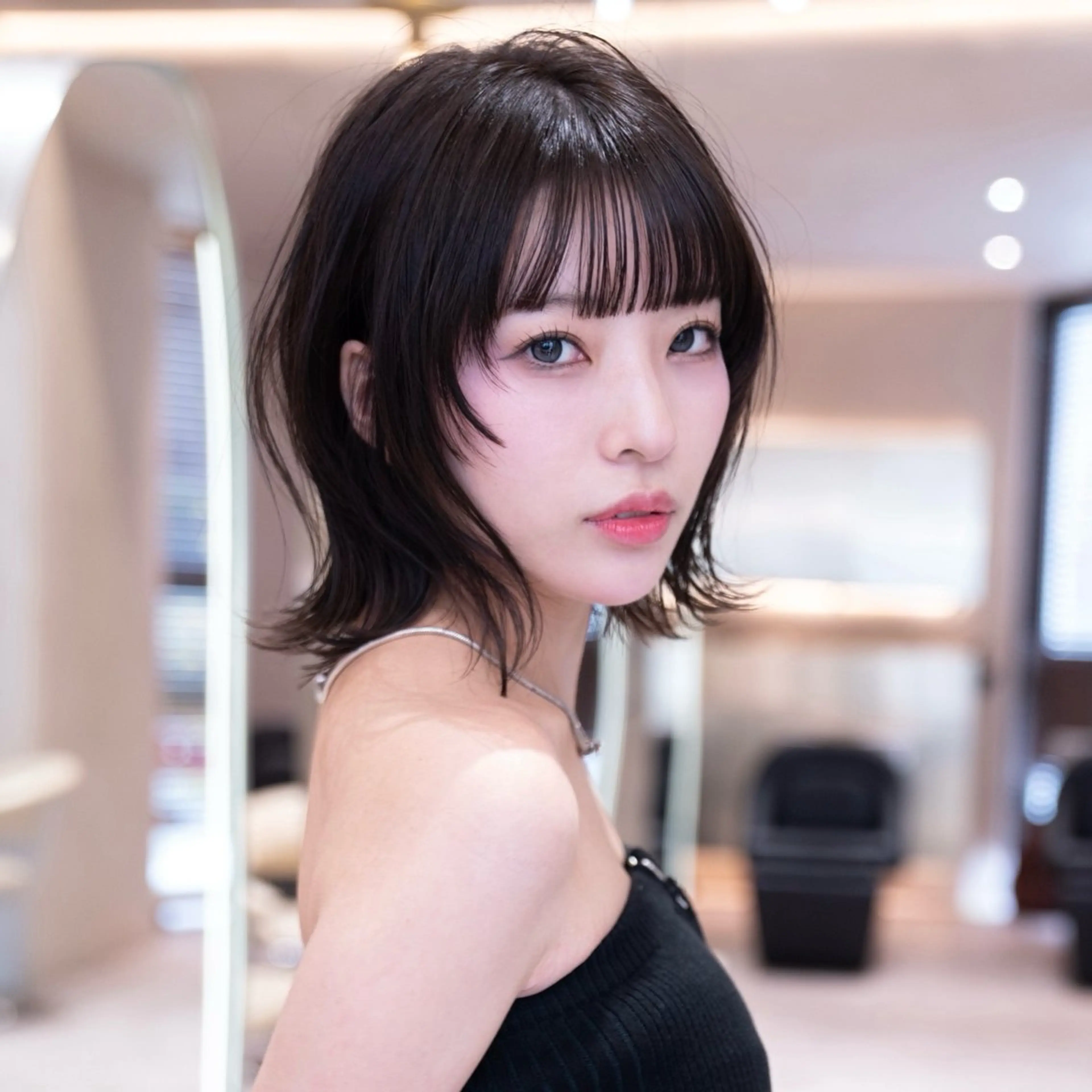 ミディアム カラー 切りっぱなしボブ ボブ 学生 韓国風ヘア カット トリートメント 新宿/韓国ボブ/ レイヤーボブしょうごのヘアスタイル