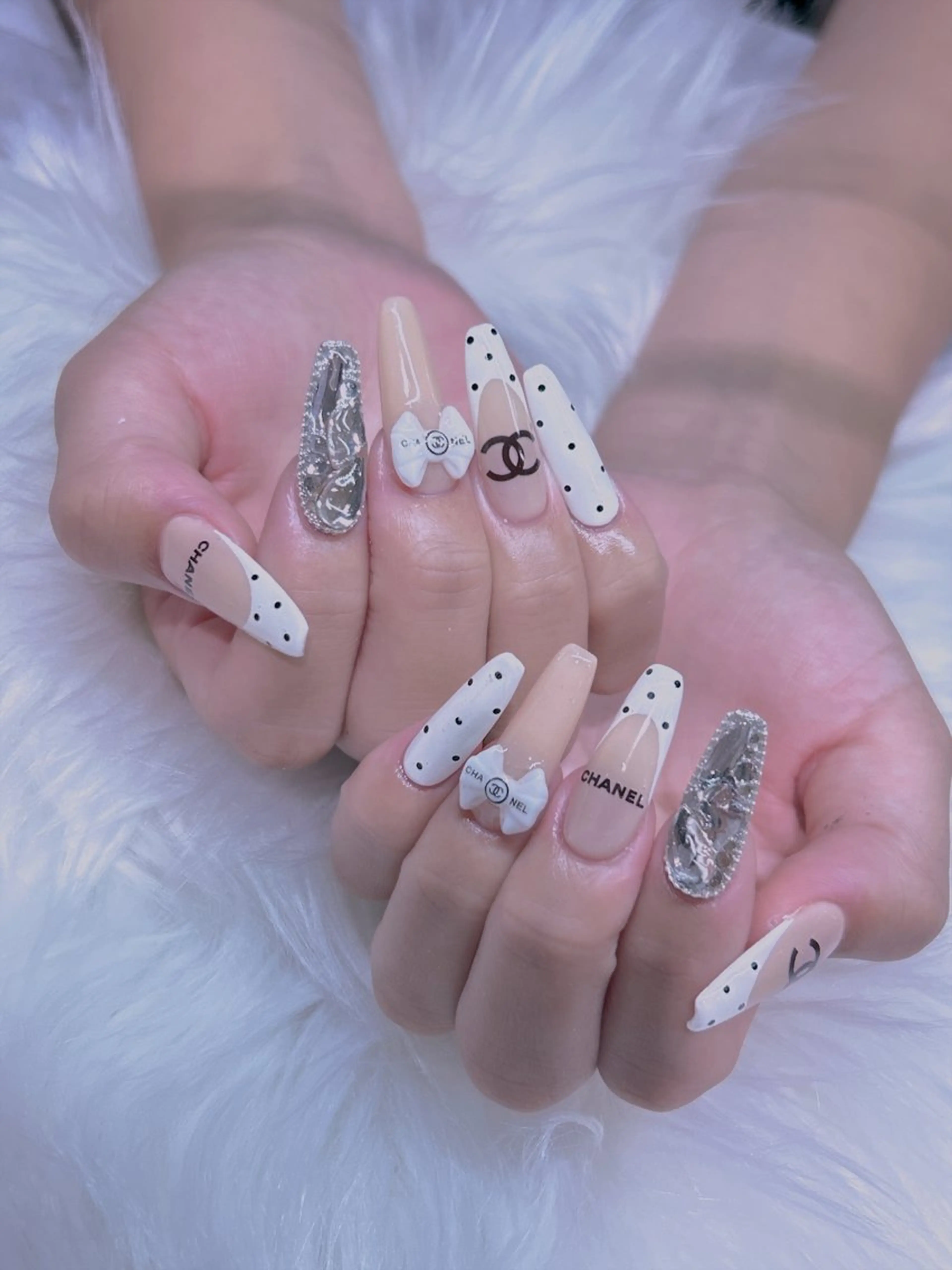 ネイル 長さだし専門店 M2　rikaのネイルデザイン