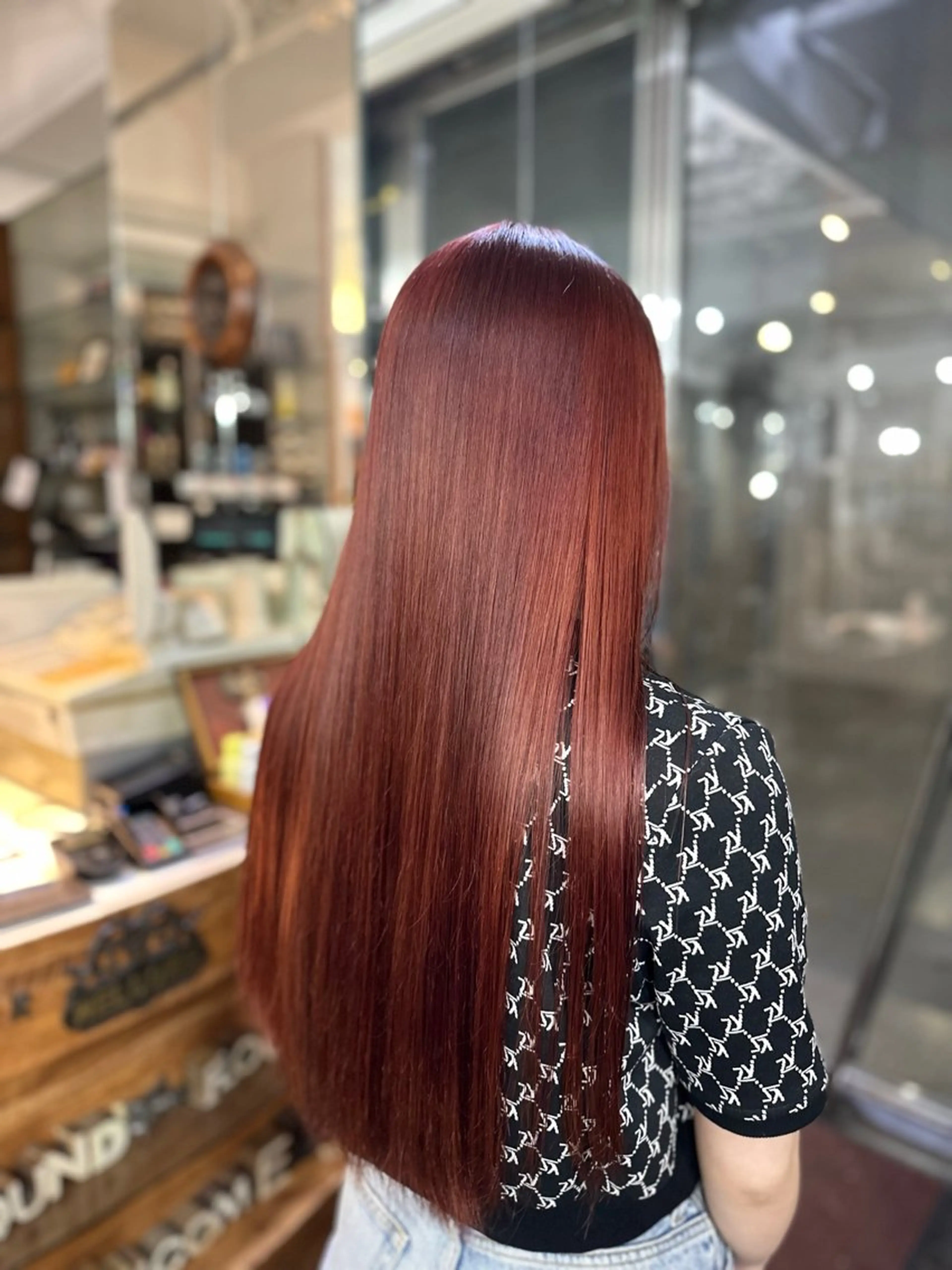 ロング カラー レッドカラー カット ヘアカラー トリートメント レイヤーカット/ カラー/長谷恵花のヘアスタイル