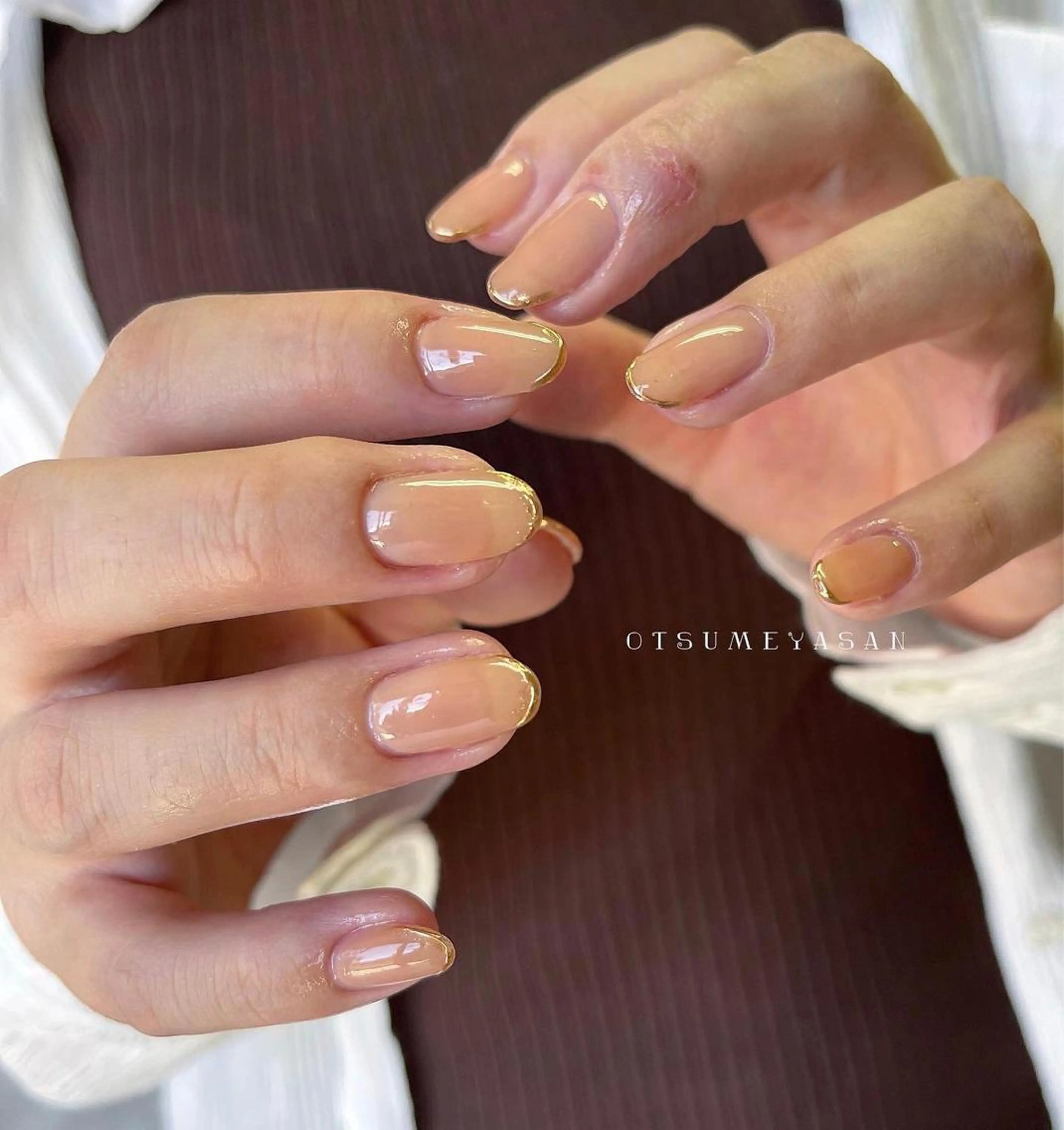 ネイル オーロラネイル フレンチネイル ゴールド グラデーション 韓国ネイル otsumeyasan所属・わたなべ ちかのネイルデザイン