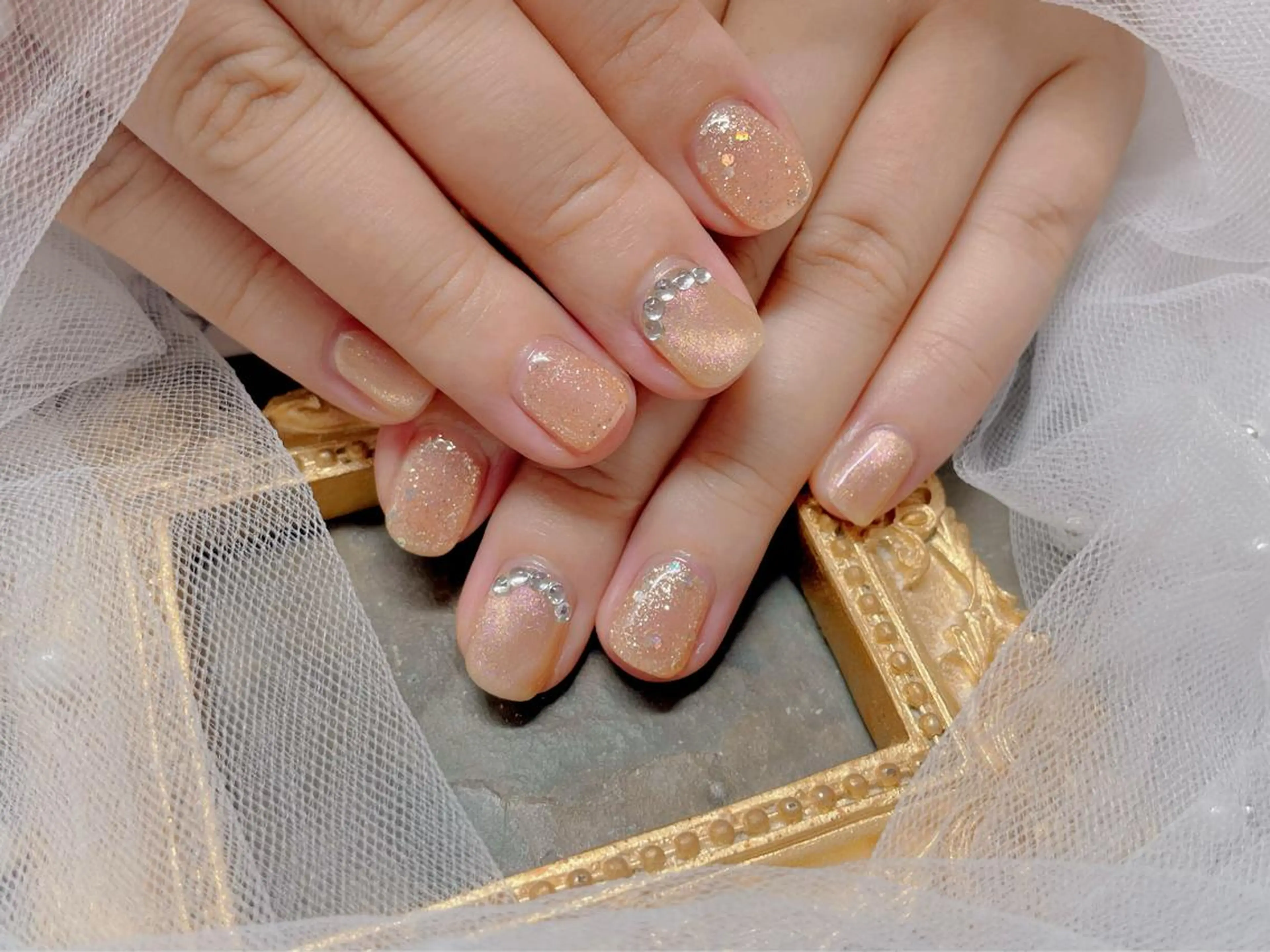 ネイル ハンドネイル マジックミラー所属・マジック ミラーのネイルデザイン