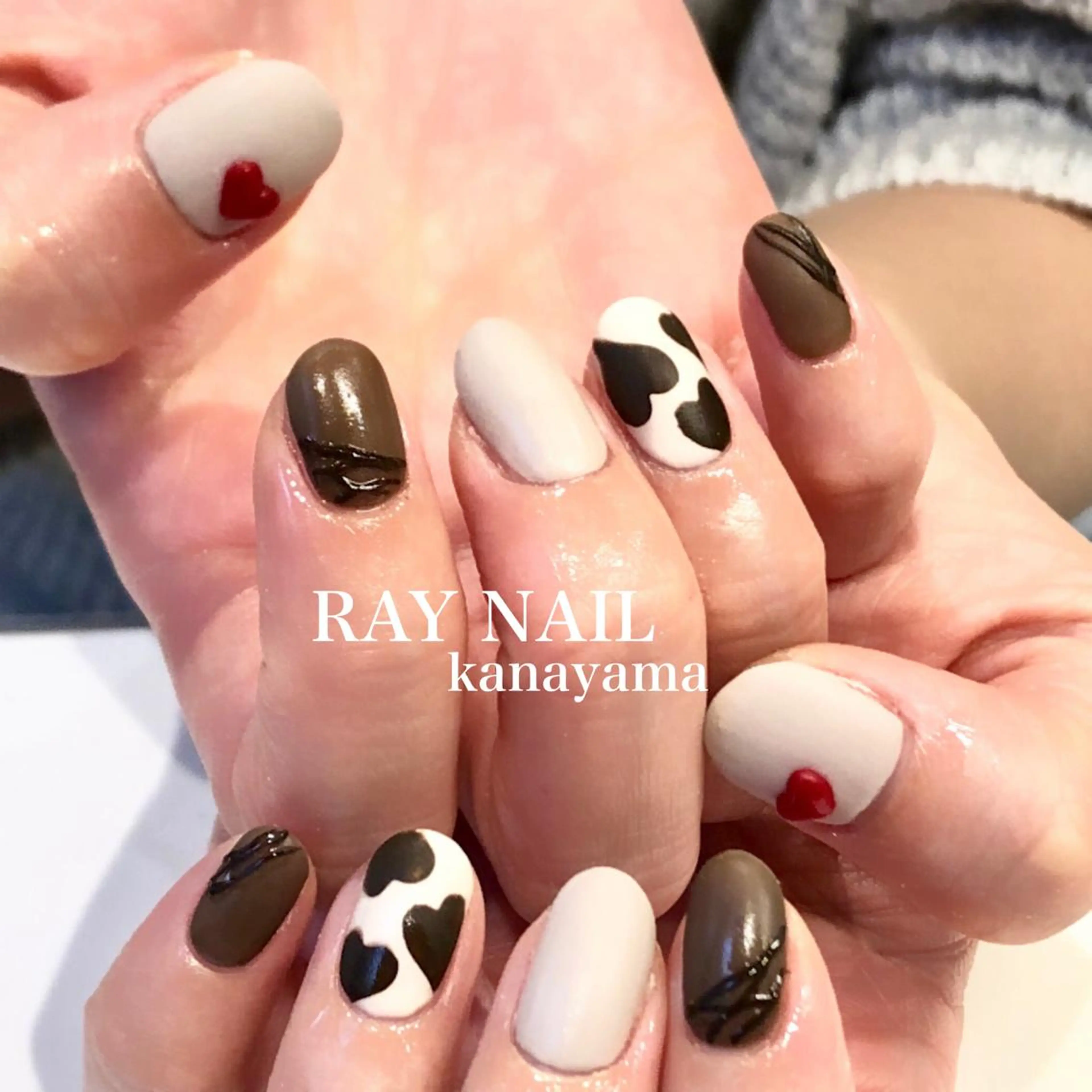 ネイル ハート バレンタイン Arowa 伊田のネイルデザイン