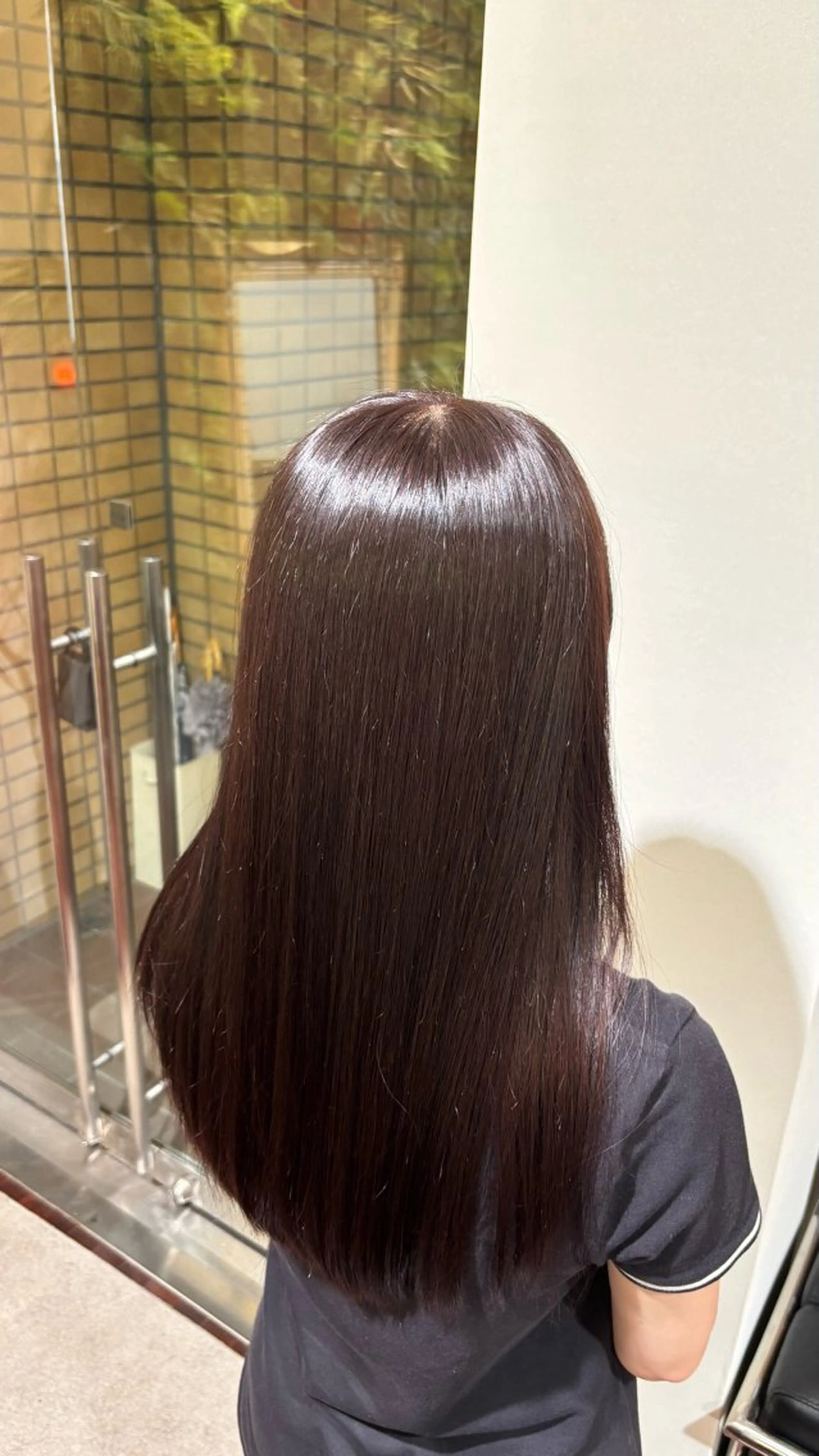 ロング 佐藤 帆桃のヘアスタイル