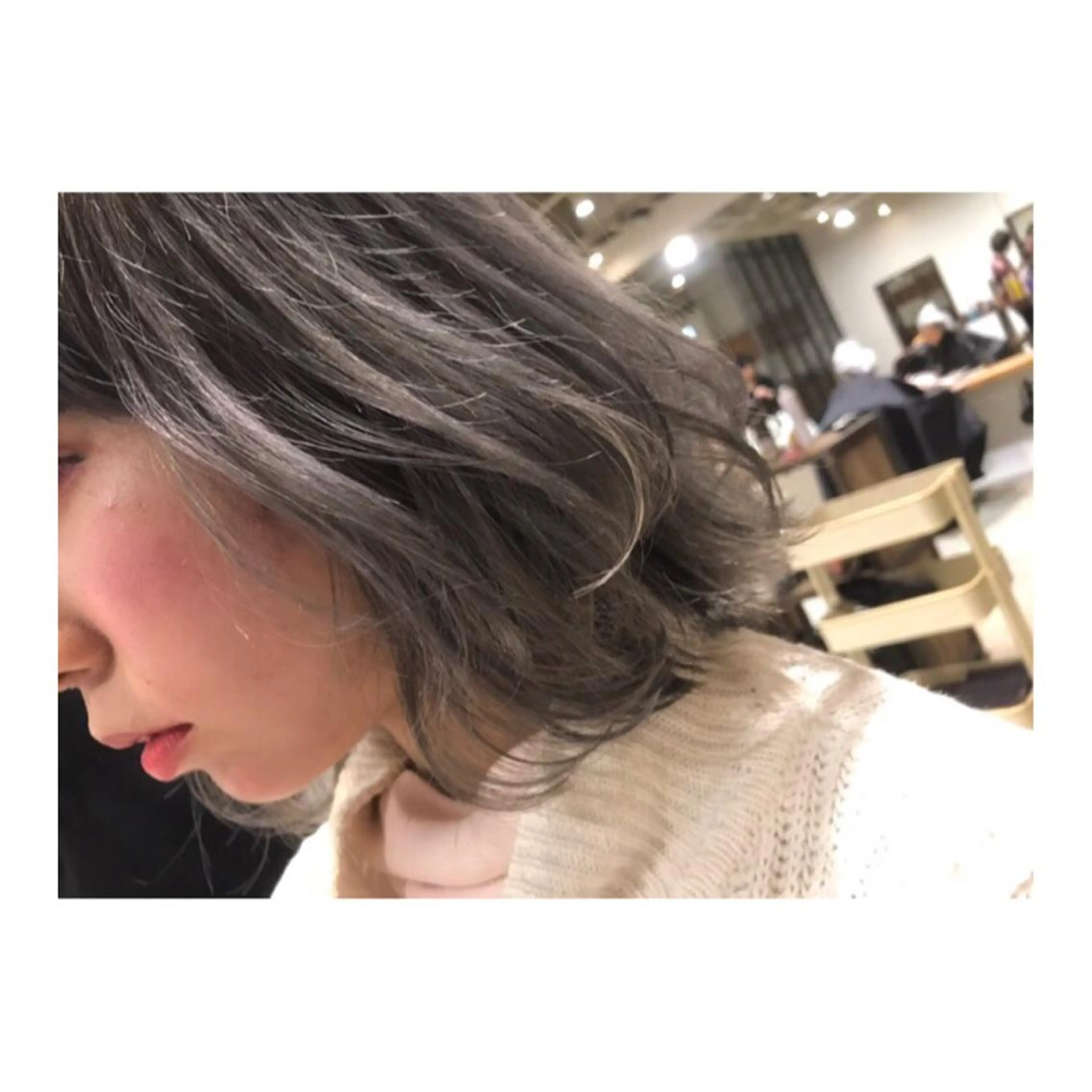 ショート カラー アッシュ ブリーチ シルバー シルバーアッシュ 外国人風カラー 竹嶌 健吾のヘアスタイル