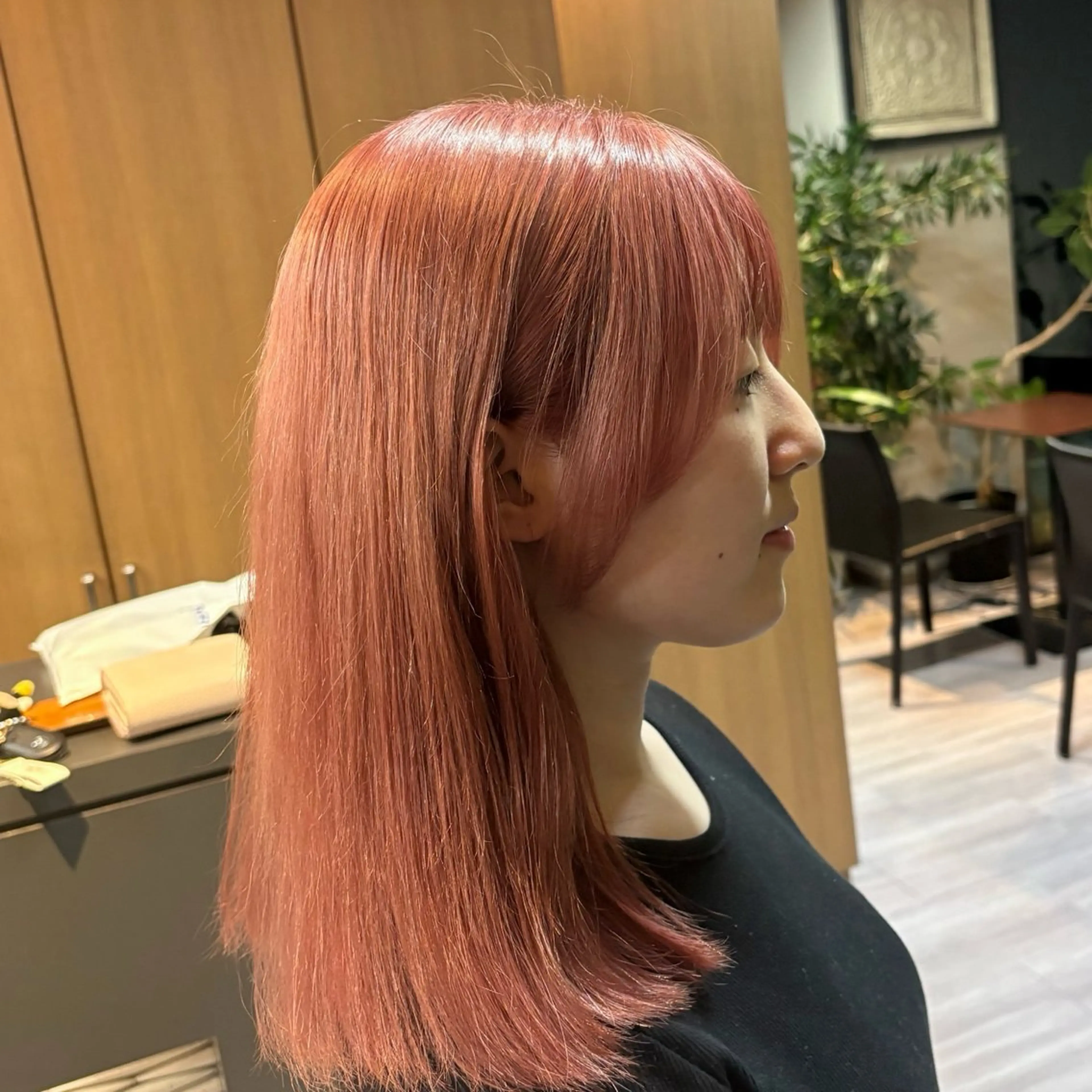 カラー ブリーチ オレンジ ピンクカラー ヘアカラー arika【アリカ】 Ayuiのヘアスタイル