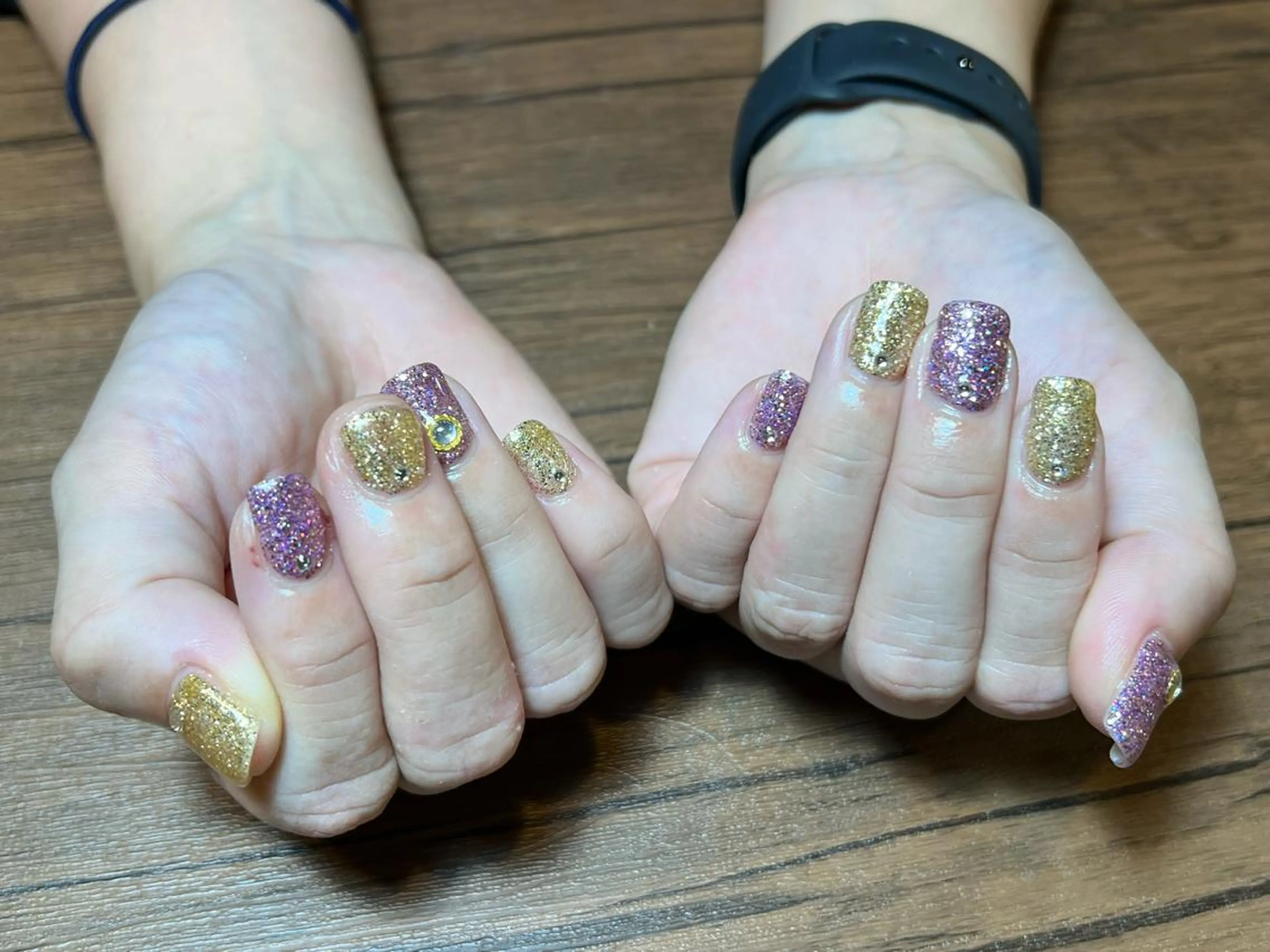 ネイル ハンドネイル HENRIETTA NAILSALONのネイルデザイン