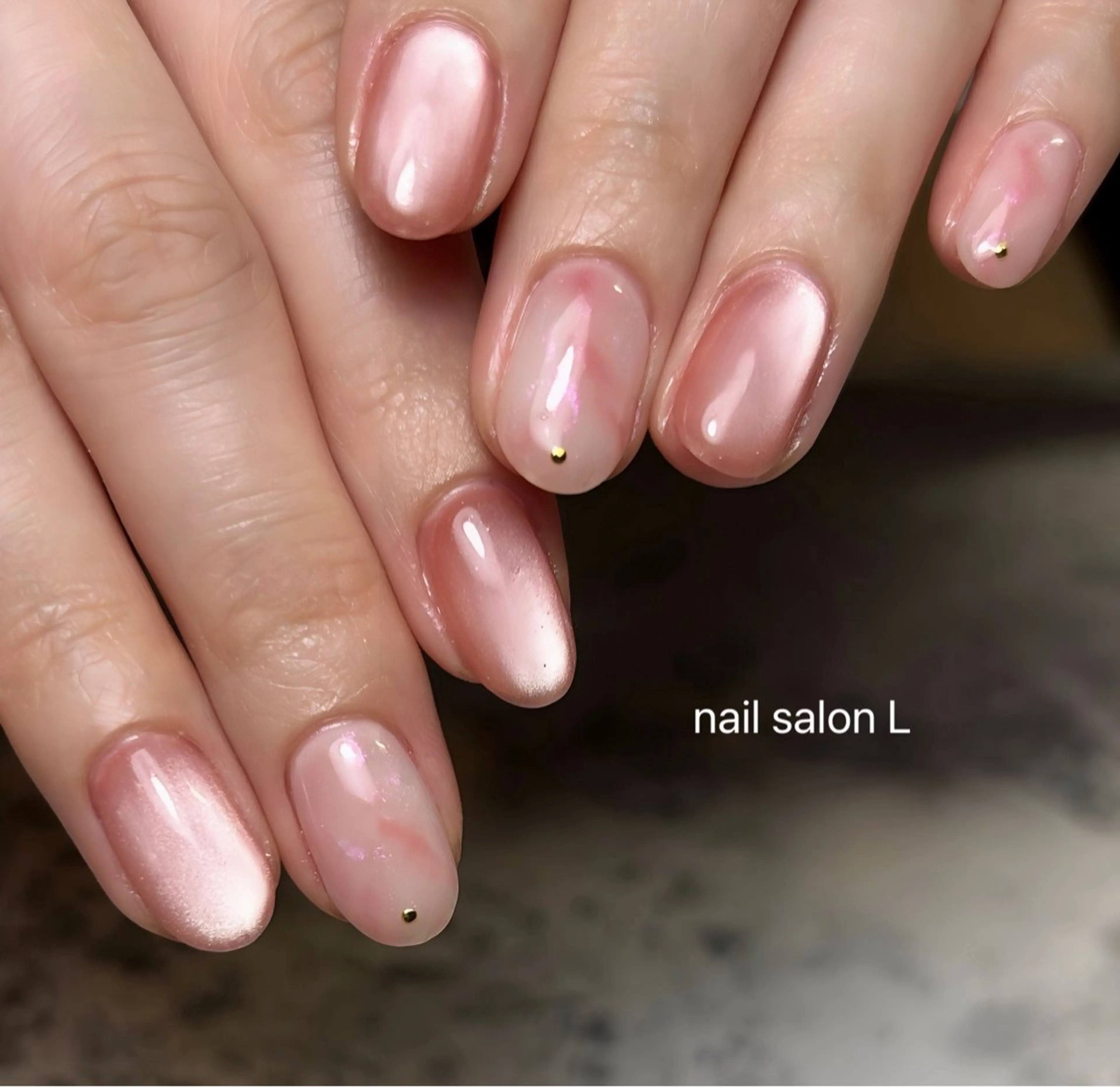 ネイル ニュアンスネイル ハンドネイル 吉川市 ネイルサロンLのネイルデザイン