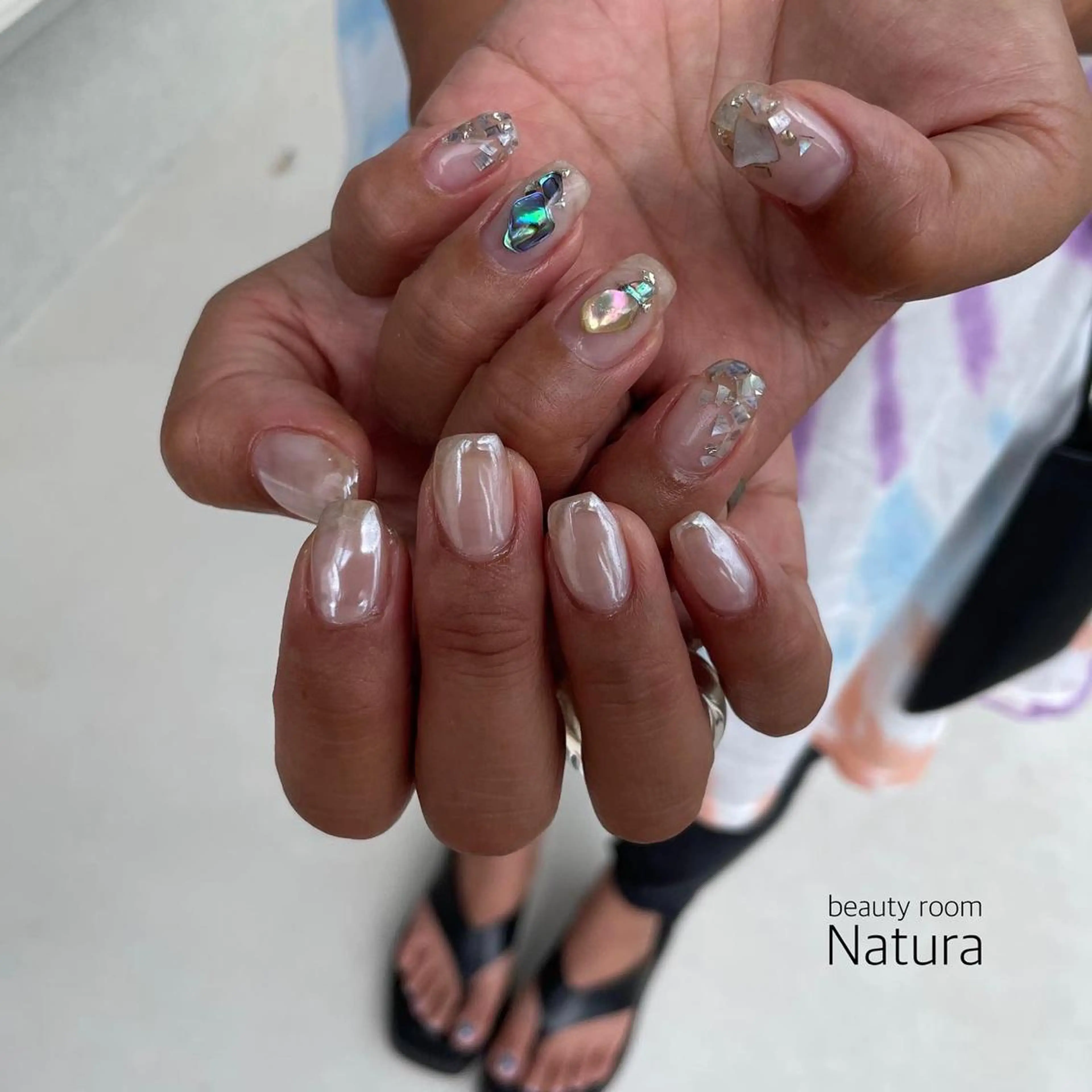 ネイル マツエク・マツパ アイブロウ ハンドネイル beautyroom Naturaのネイルデザイン