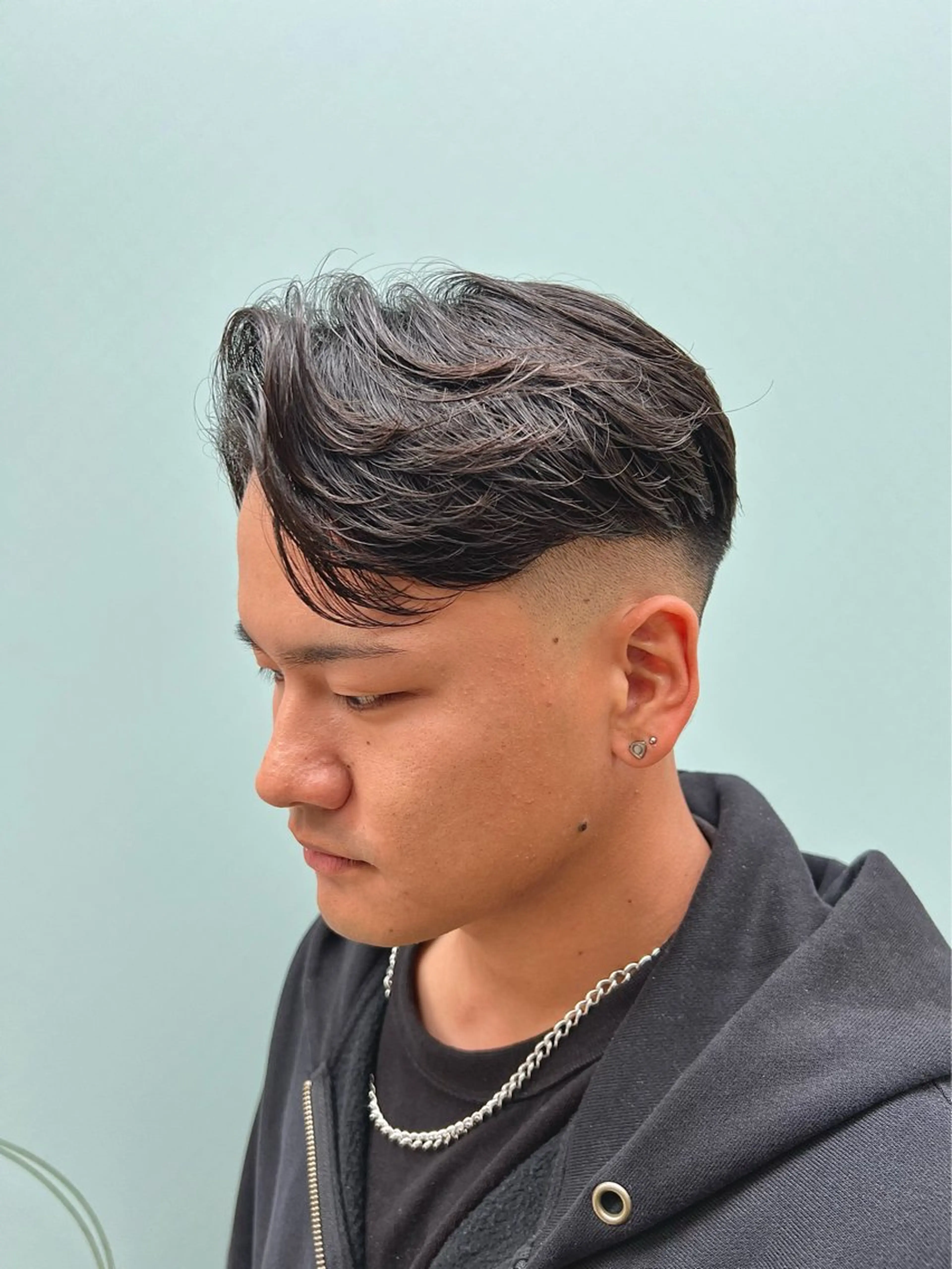 ショート パーマ メンズ 豊崎 佑輔のヘアスタイル