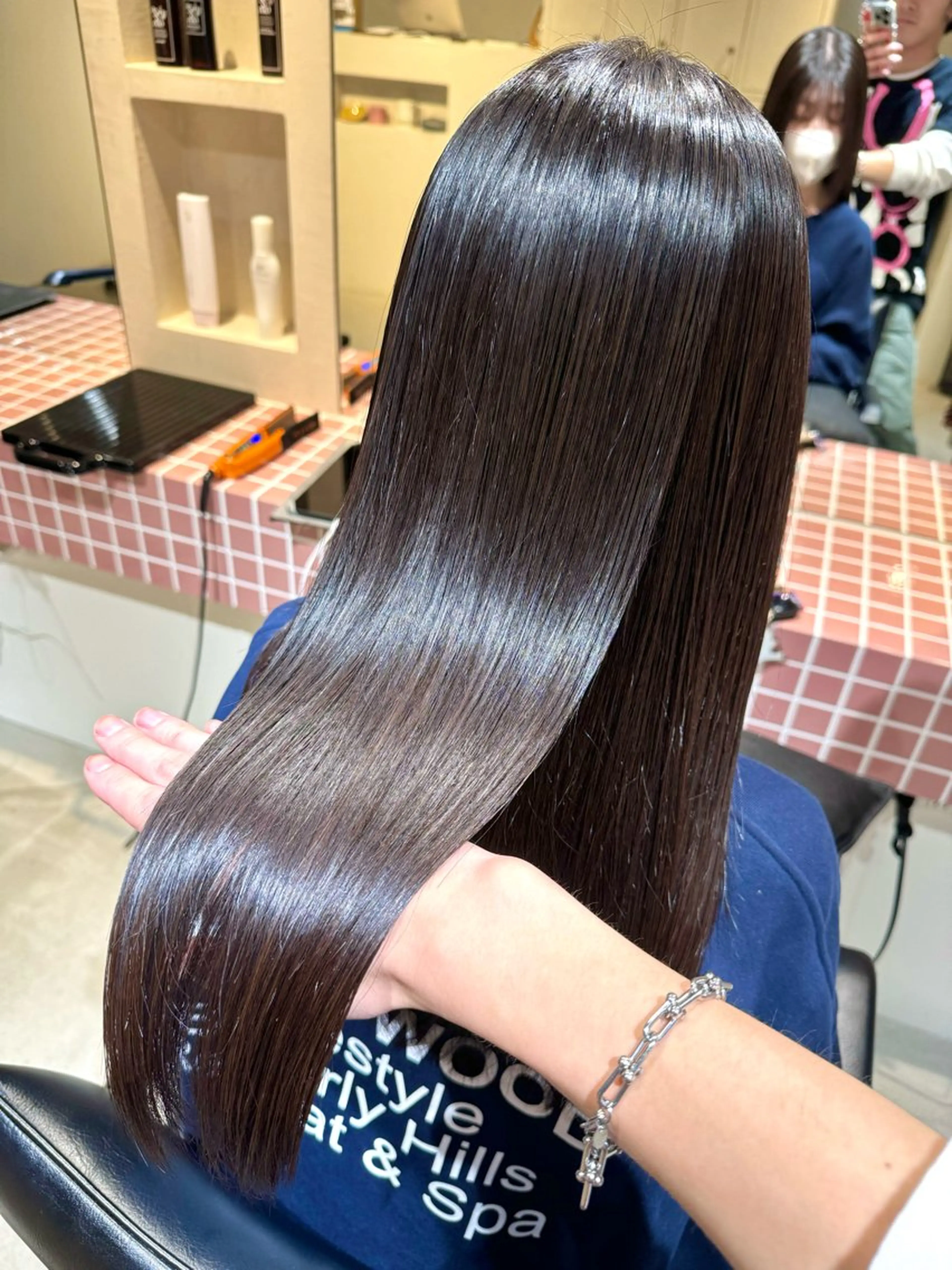 ロング アッシュ ボブ 髪質改善 レイヤーカット ロング 髪質改善スペシャリス ト長尾勇弥/梅田中津のヘアスタイル