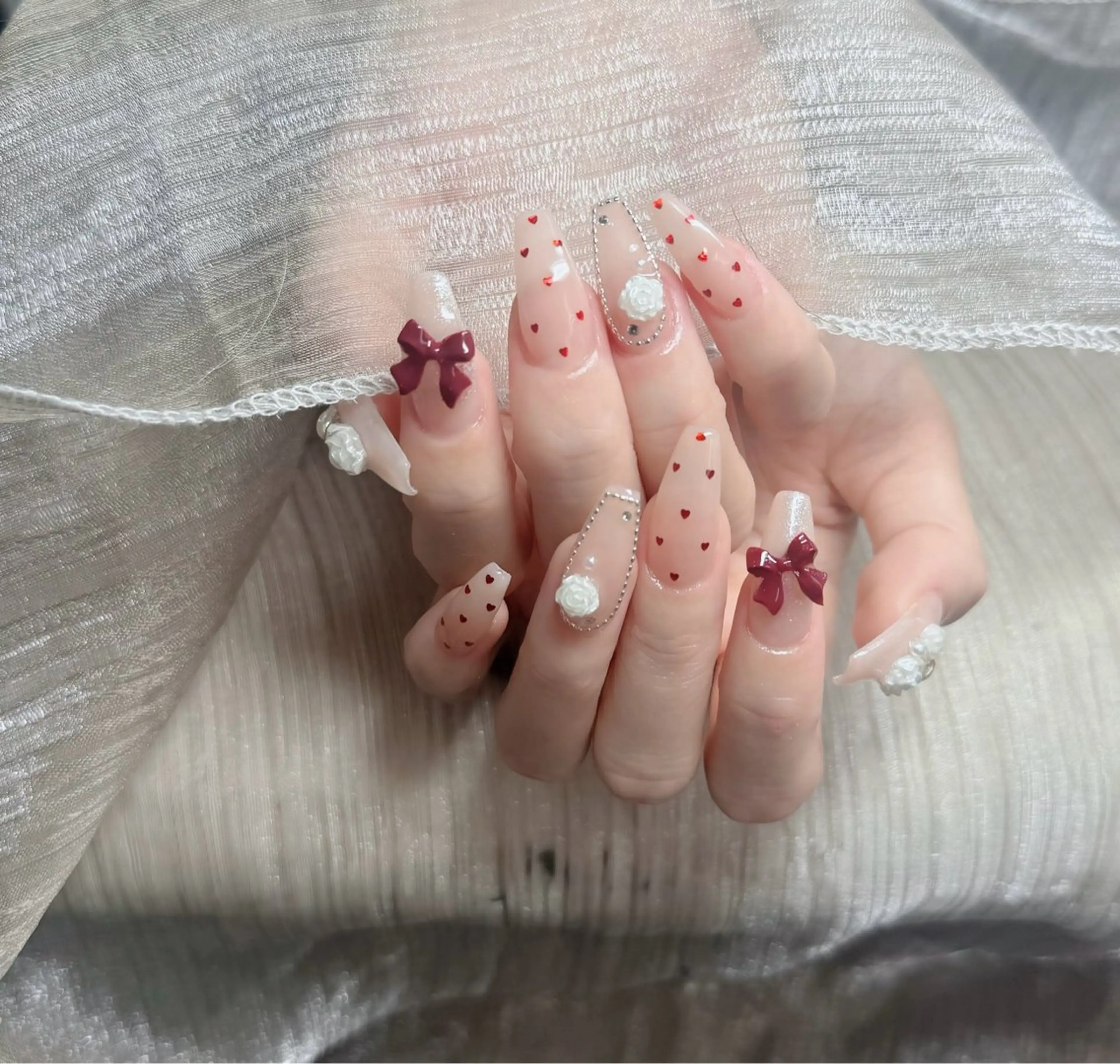 ネイル ジェルネイル 韓国ネイル マグネットネイル ネイルチップ 冬ネイル Lenie Nail Salonのネイルデザイン