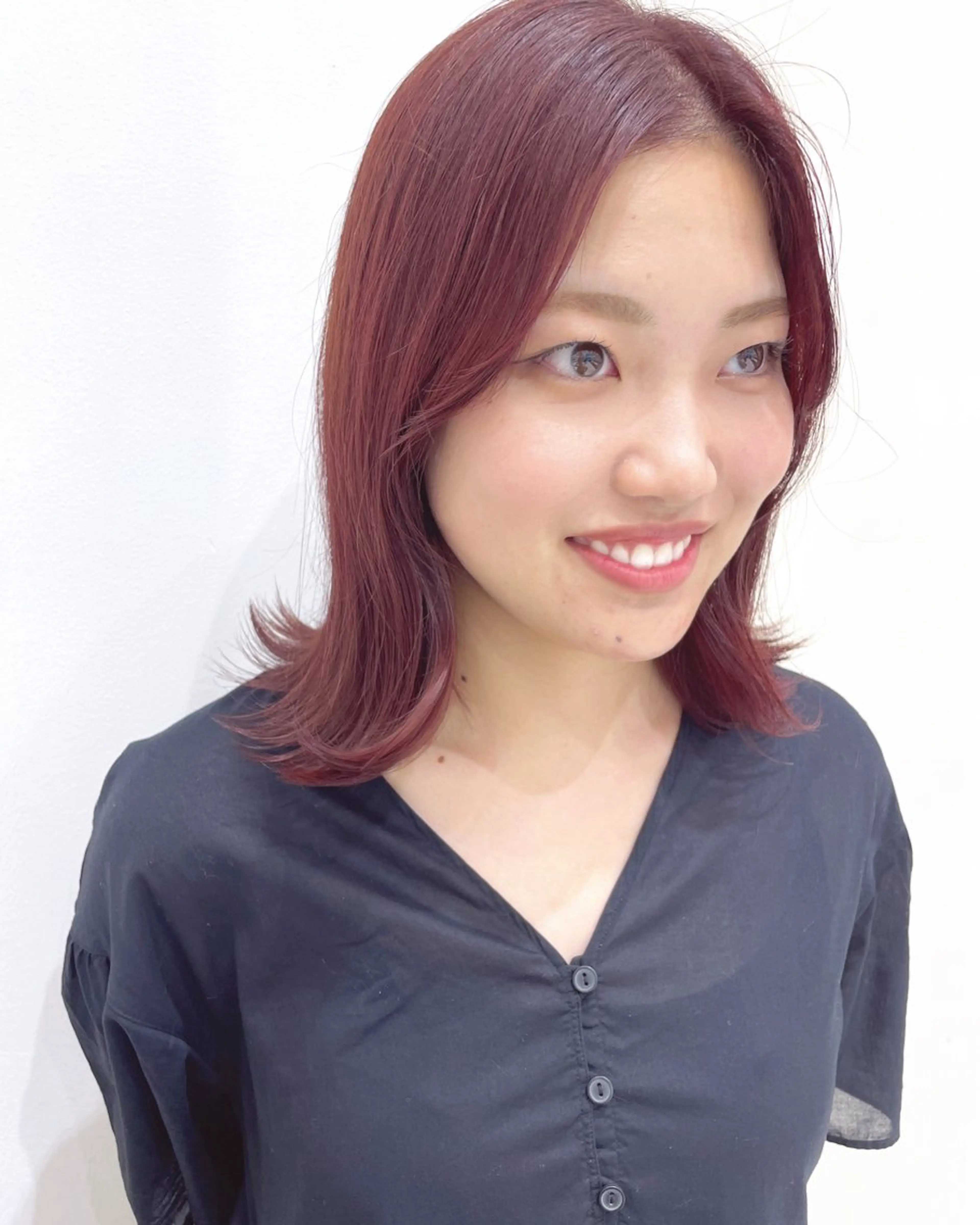 ミディアム まいか🤎髪質改善 ミルクティーボブ🎀のヘアスタイル