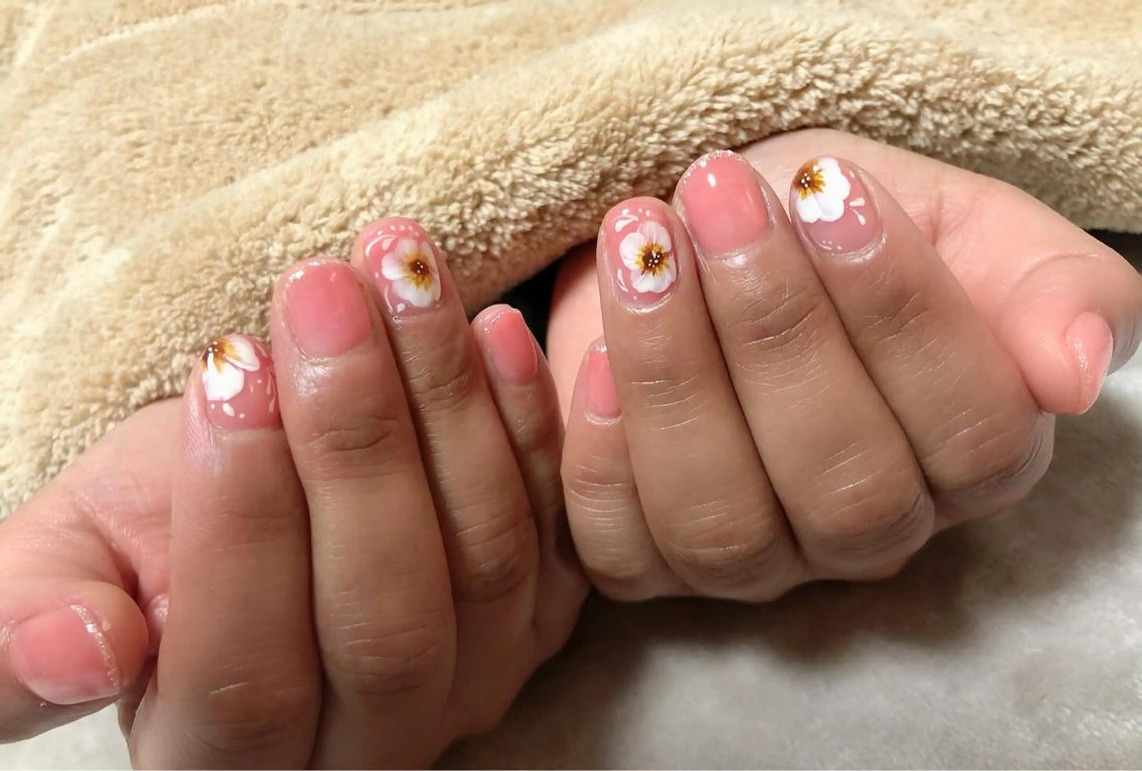 ネイル ハンドネイル t. yoshizawaのネイルデザイン