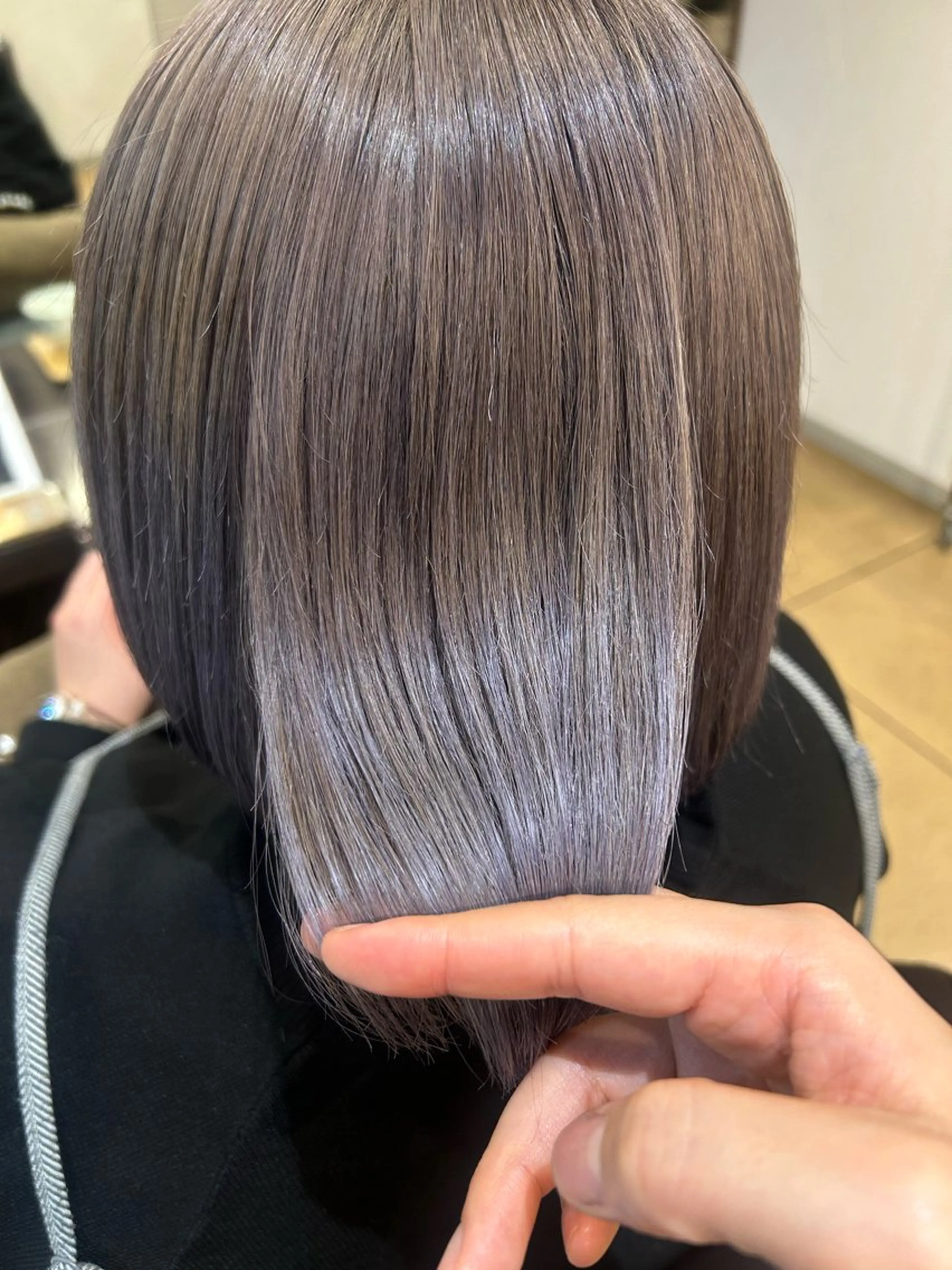 ミディアム アッシュ パープルカラー 髪質改善 トリートメント 🤍レイヤーツヤカラ ーAkane🇰🇷のヘアスタイル