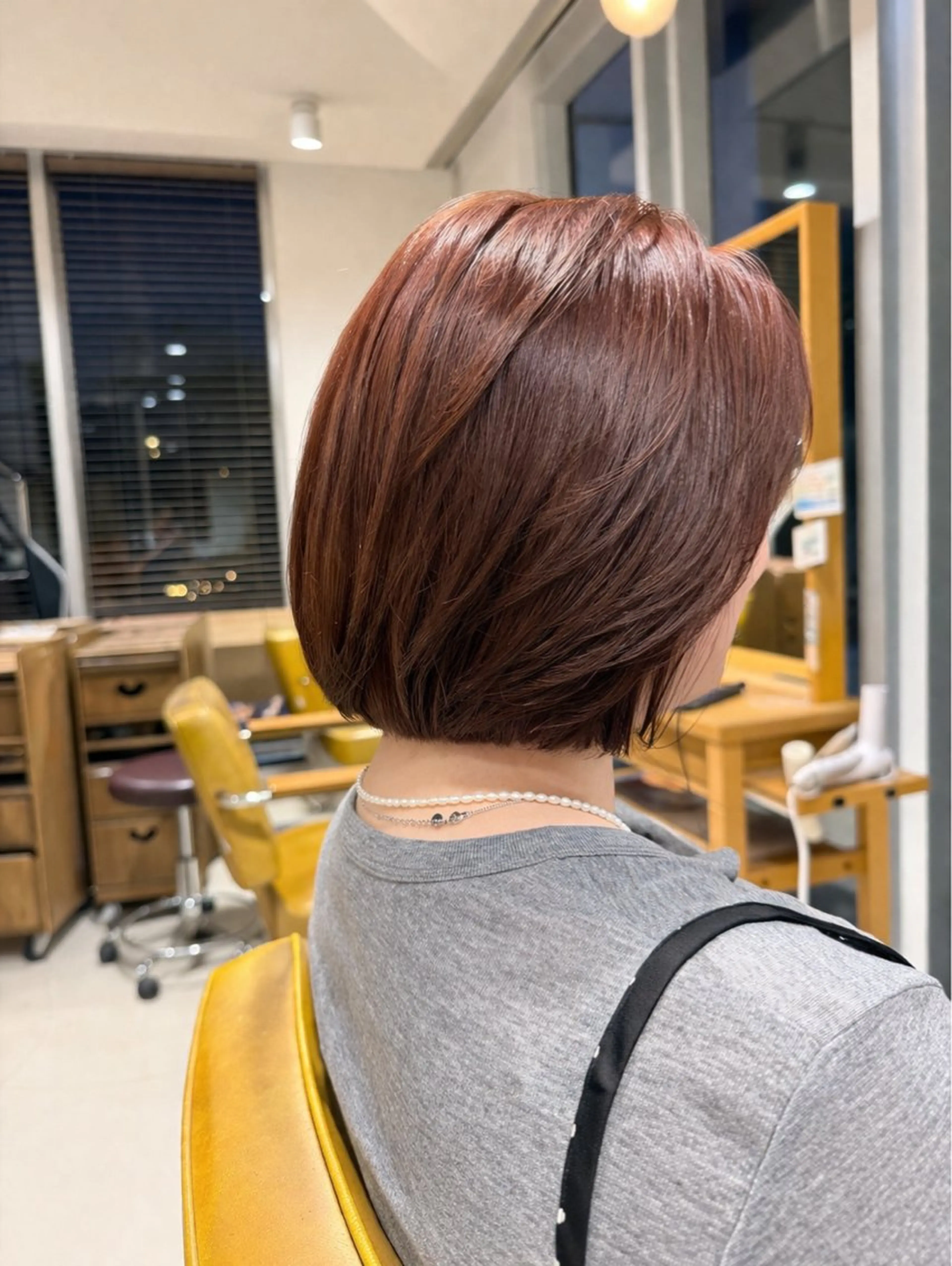 ショート カラー カット ヘアカラー トリートメント 鈴木弥月/大人ボブ× 透明感カラーのヘアスタイル