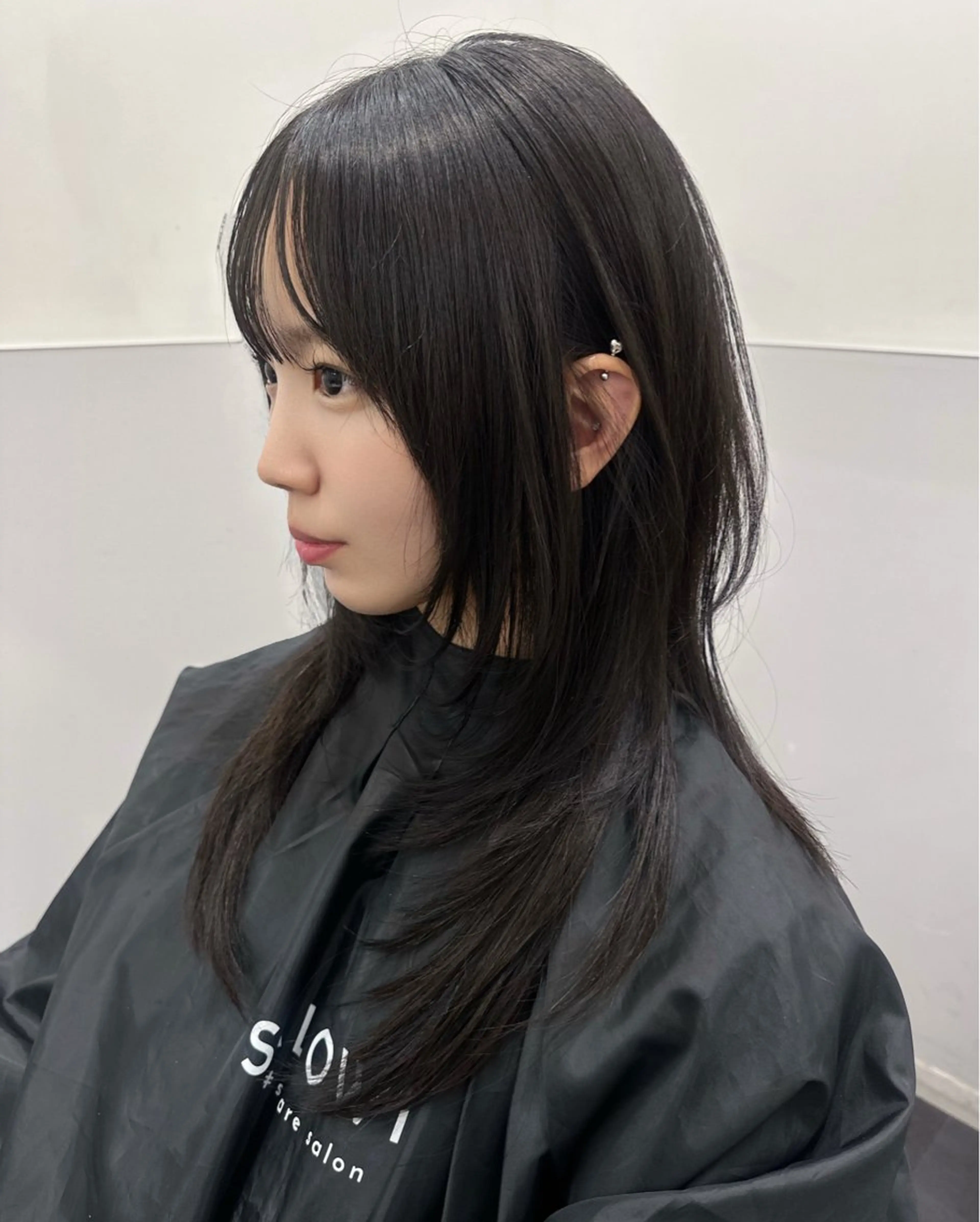 セミロング カット トリートメント RiA/レイヤーカッ ト/ハッシュカットのヘアスタイル