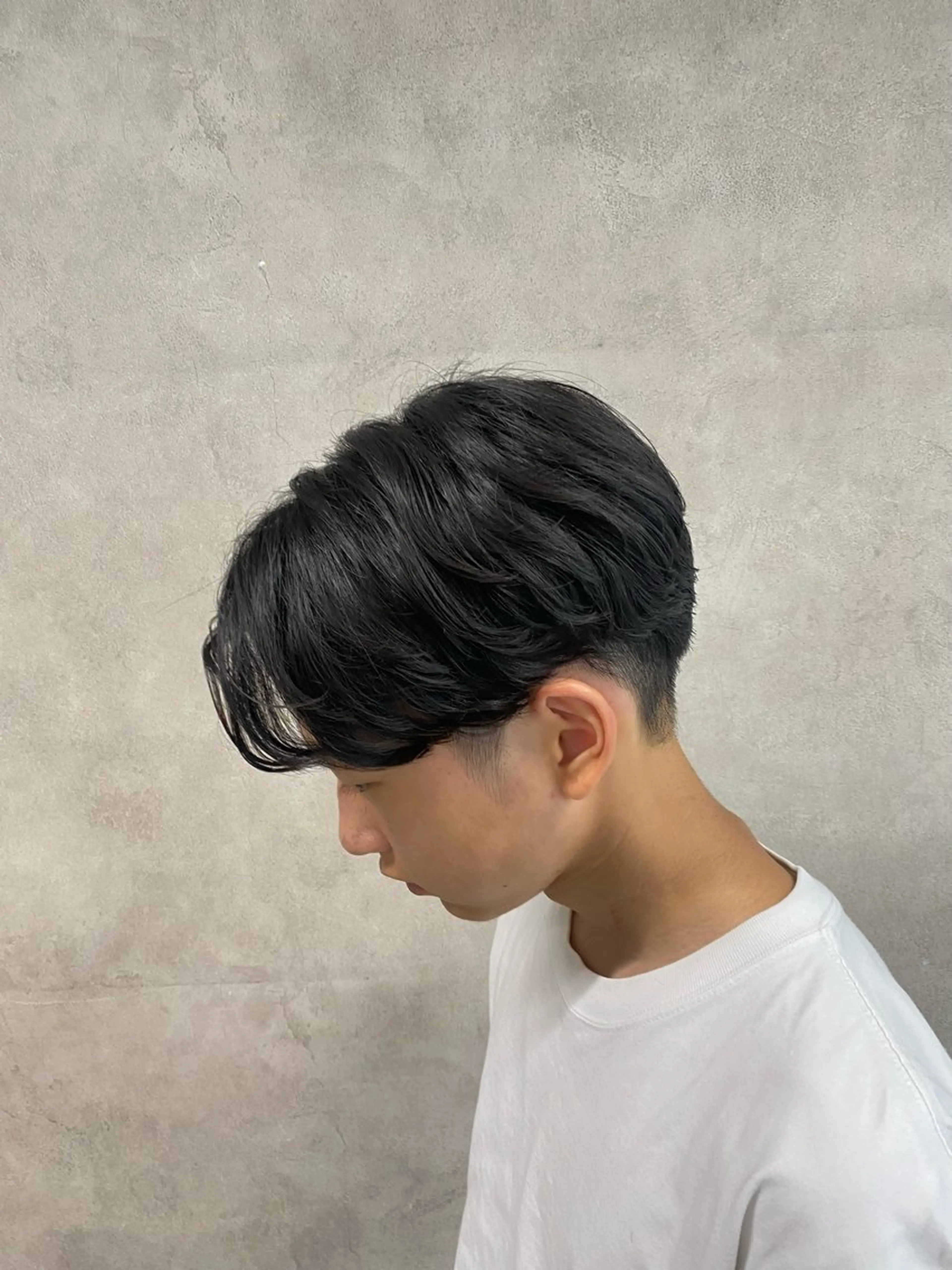 パーマ メンズ センターパート ダウンパーマ メンズ韓国風 メンズパーマ eyelash  salon Lien所属・衣笠 結愛のマツエク・マツパデザイン