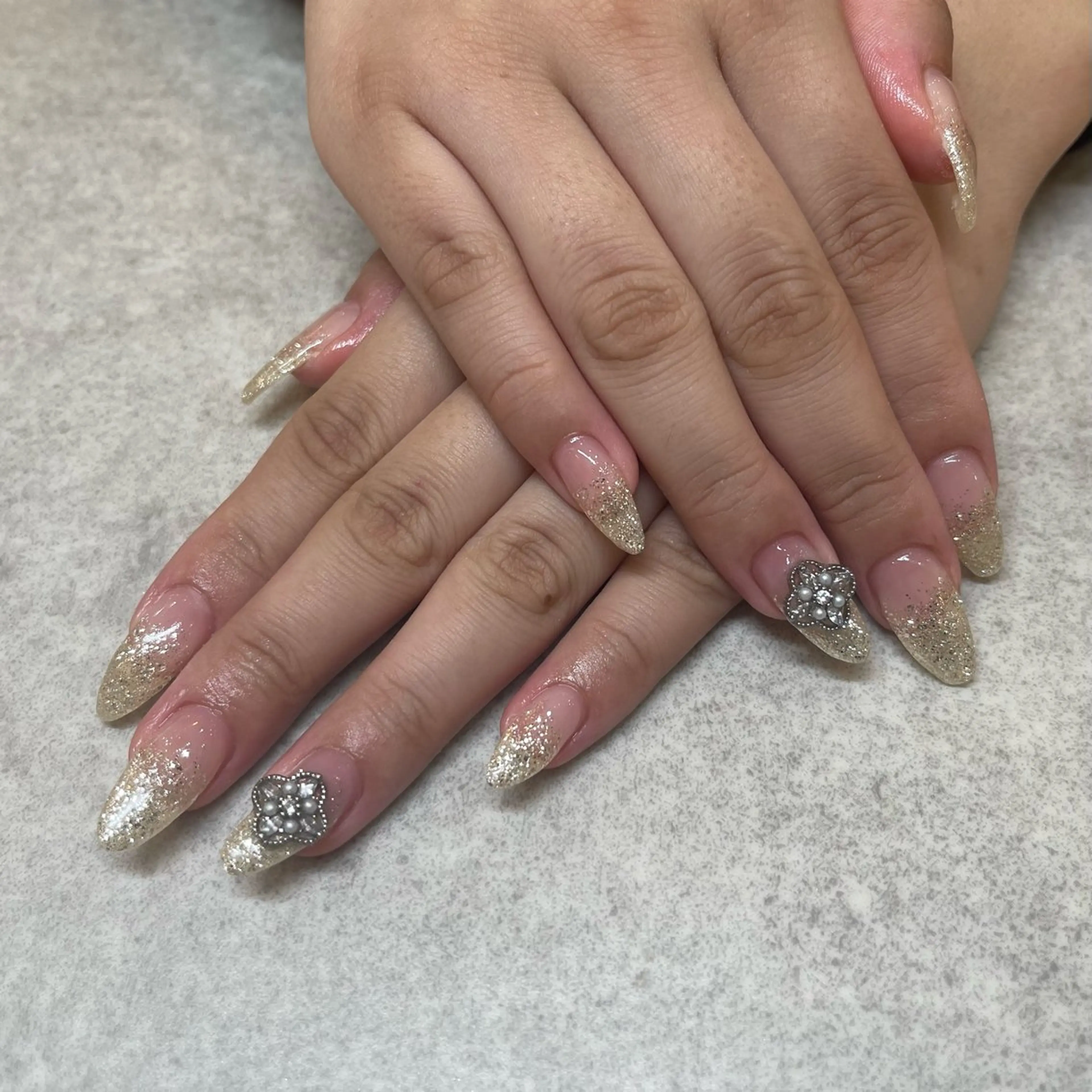 ネイル ハンドネイル UnFLAIR KASUMIのネイルデザイン