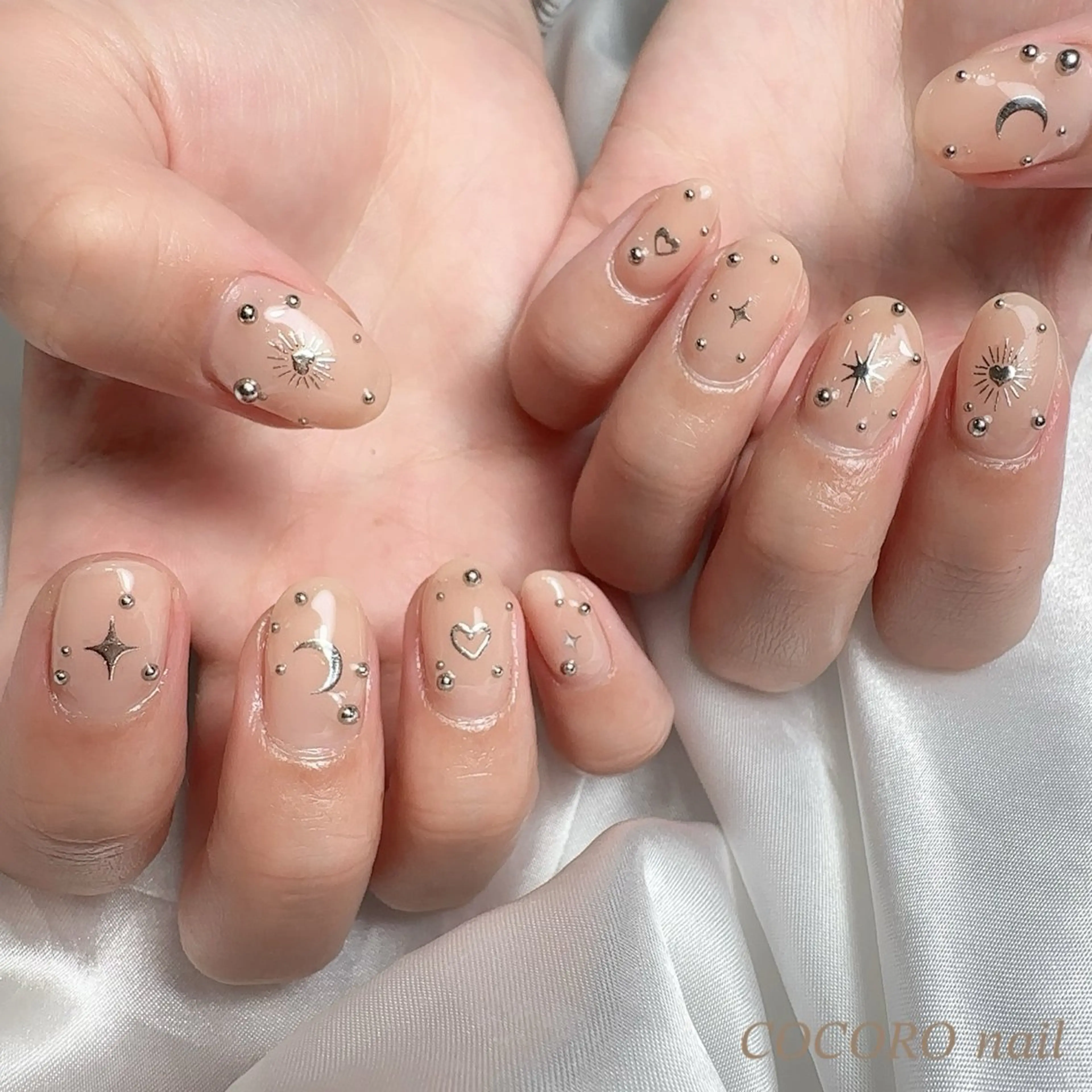 ネイル AKI ♥︎のネイルデザイン