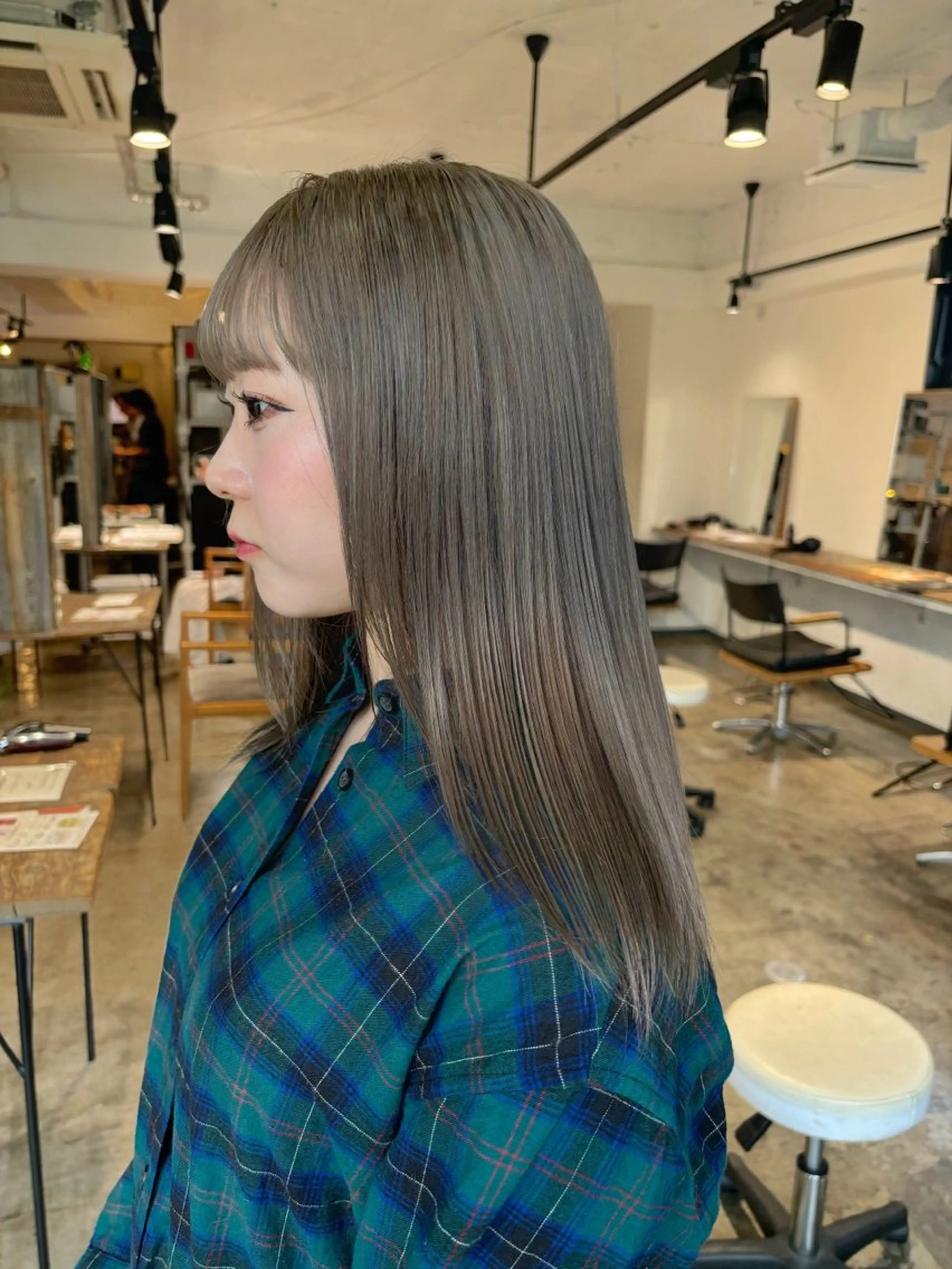 セミロング カラー ブリーチ ケアブリーチ ケアカラー ダブルカラー グレージュ 暖色カラー🍒 ケアブリーチ/akiのヘアスタイル