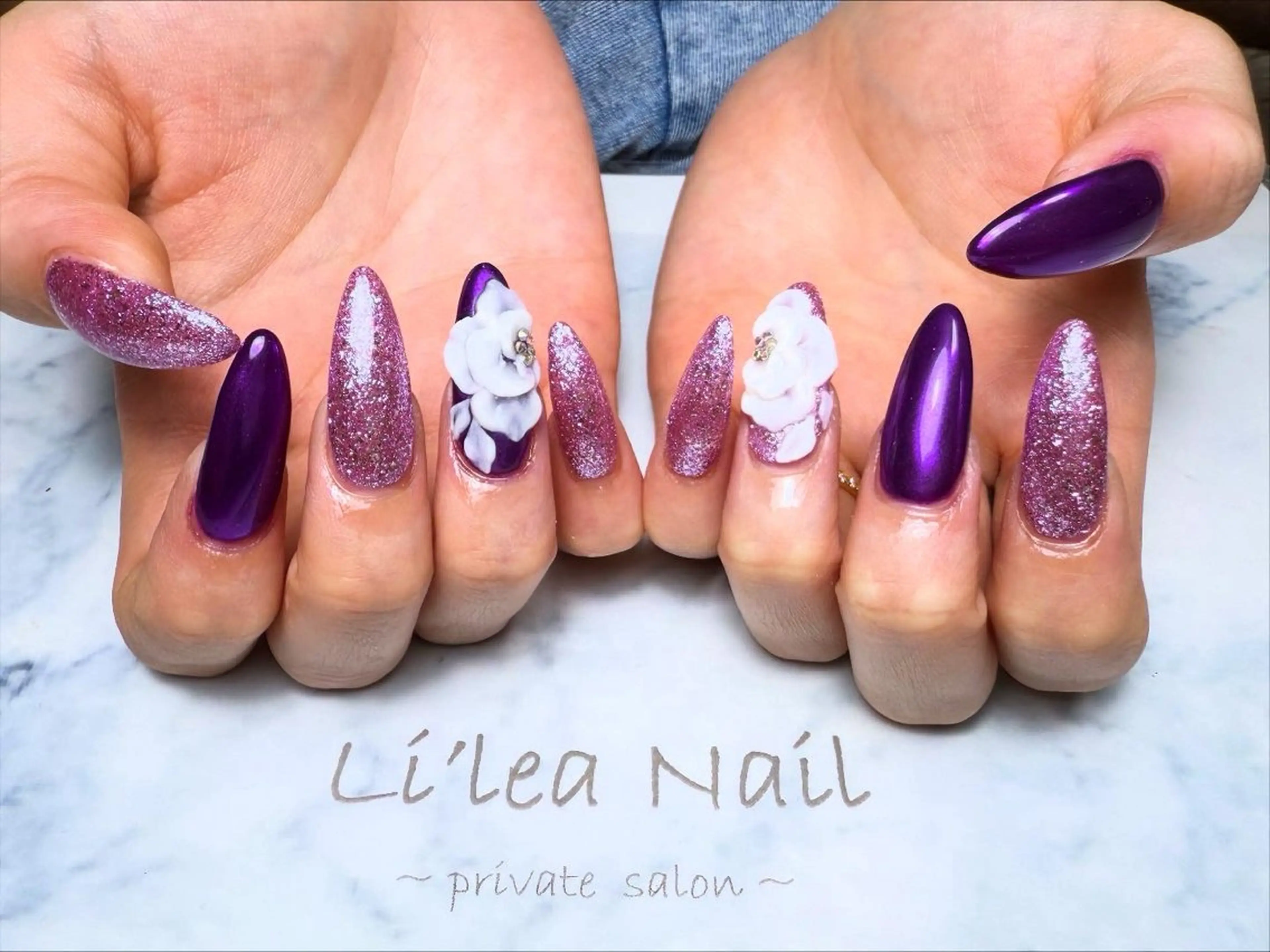 ネイル Li'leaNail AINAのネイルデザイン