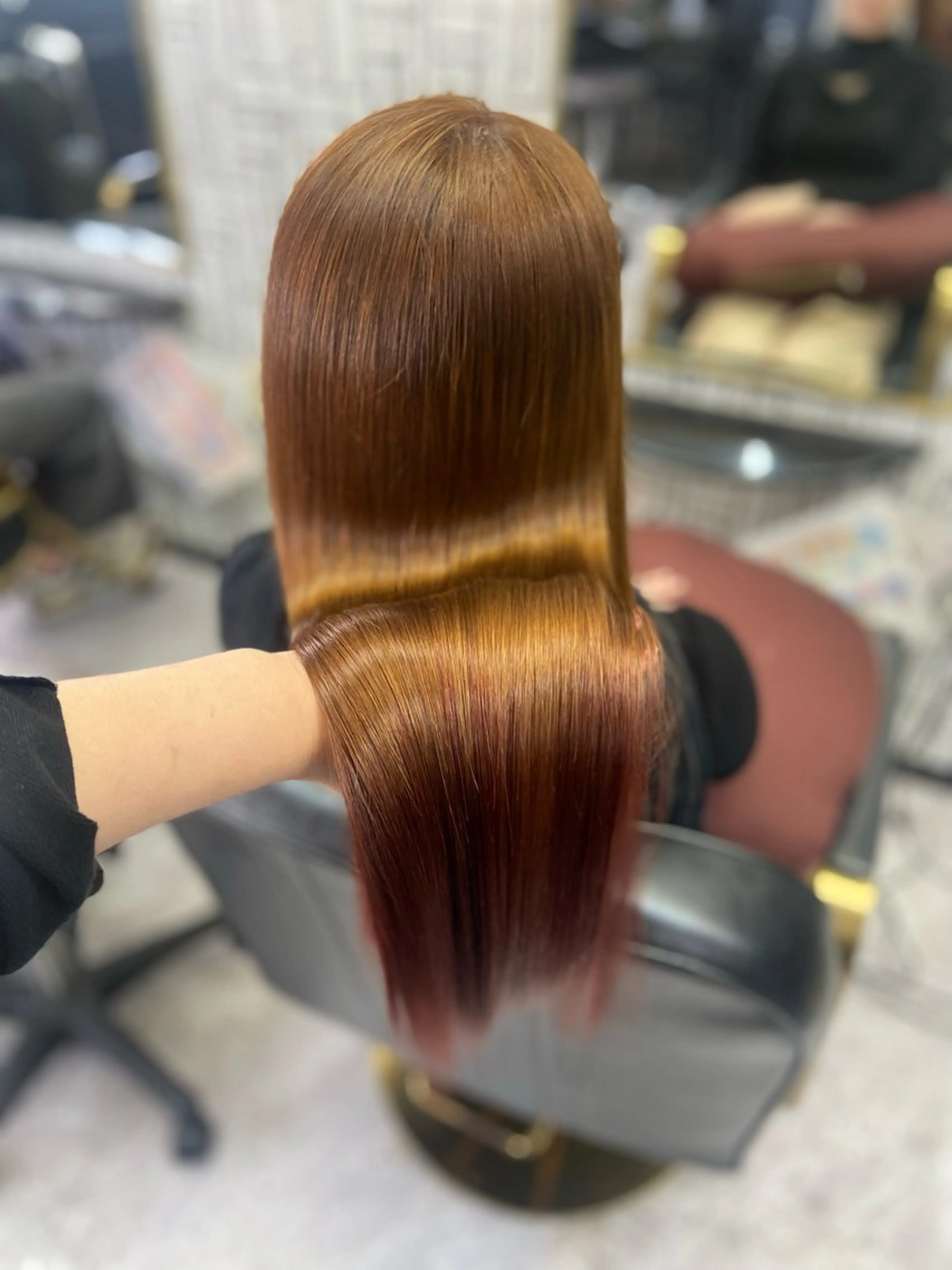 ロング 瀧下 唯のヘアスタイル